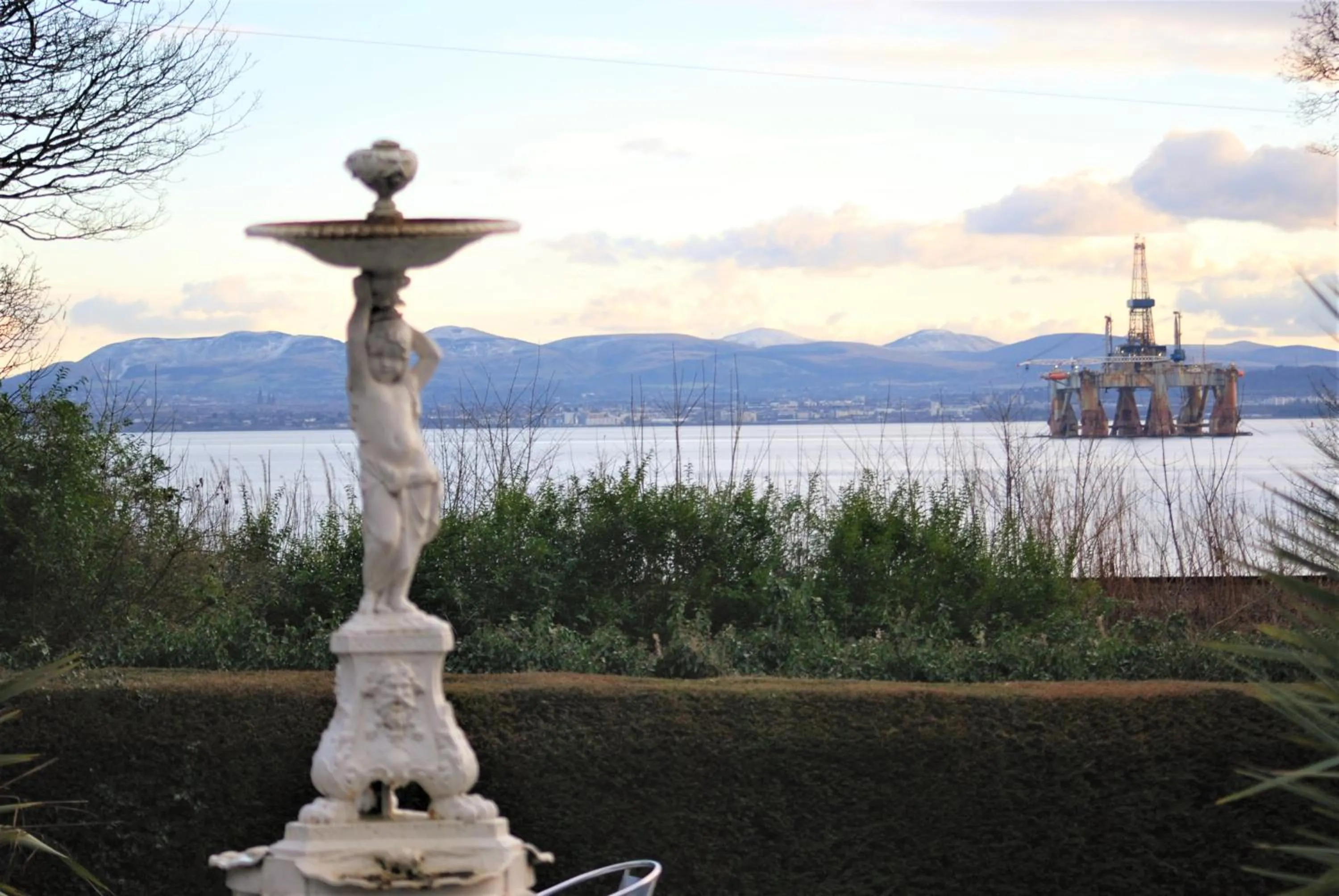 Spring in Kingswood Hotel