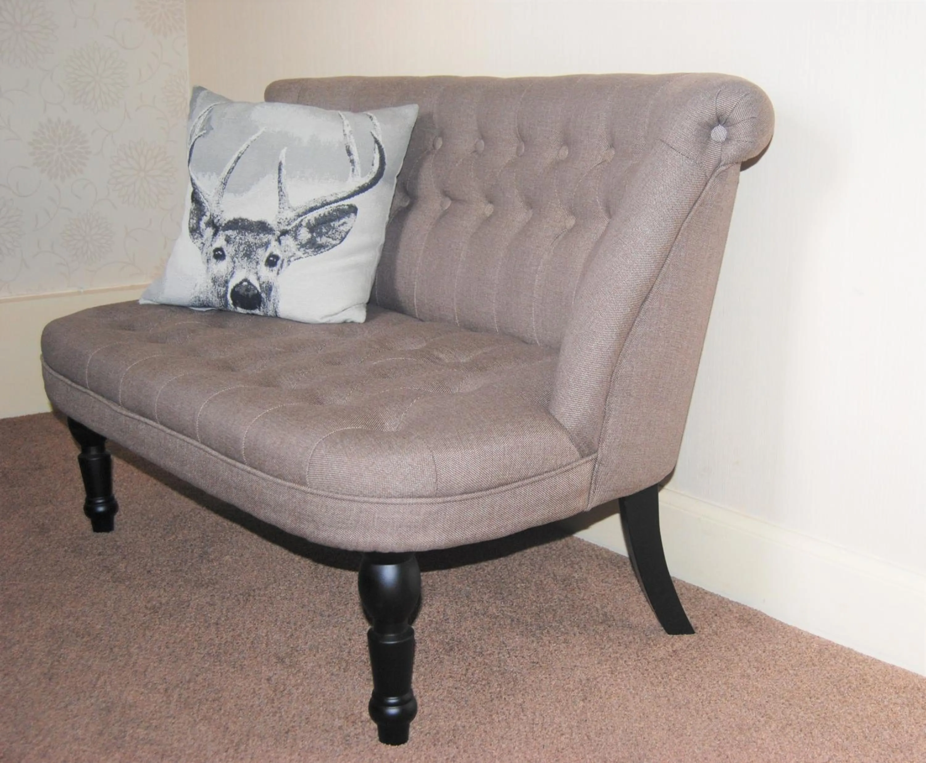 Decorative detail in Kingswood Hotel