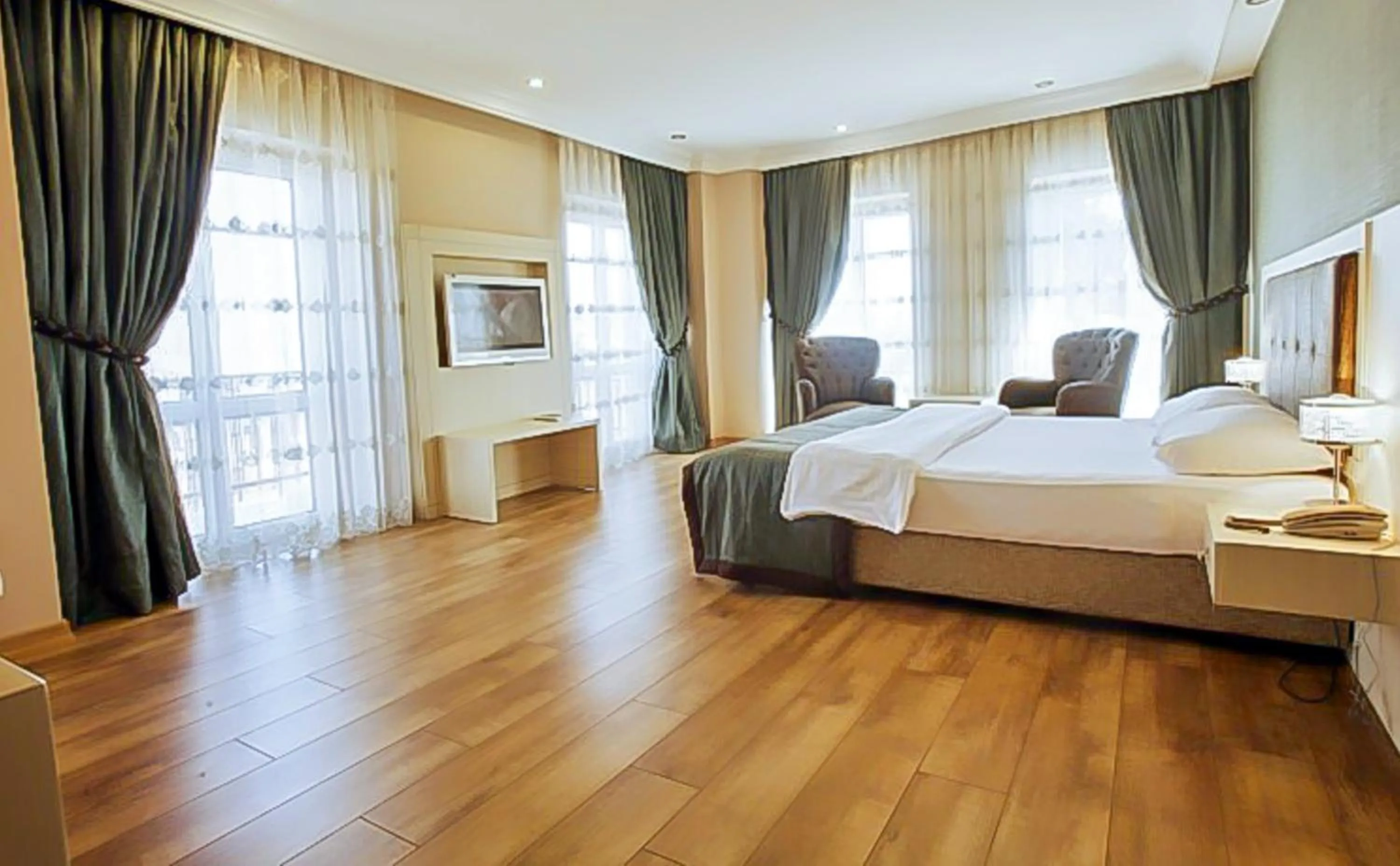 Photo of the whole room in Buyukada Princess Hotel