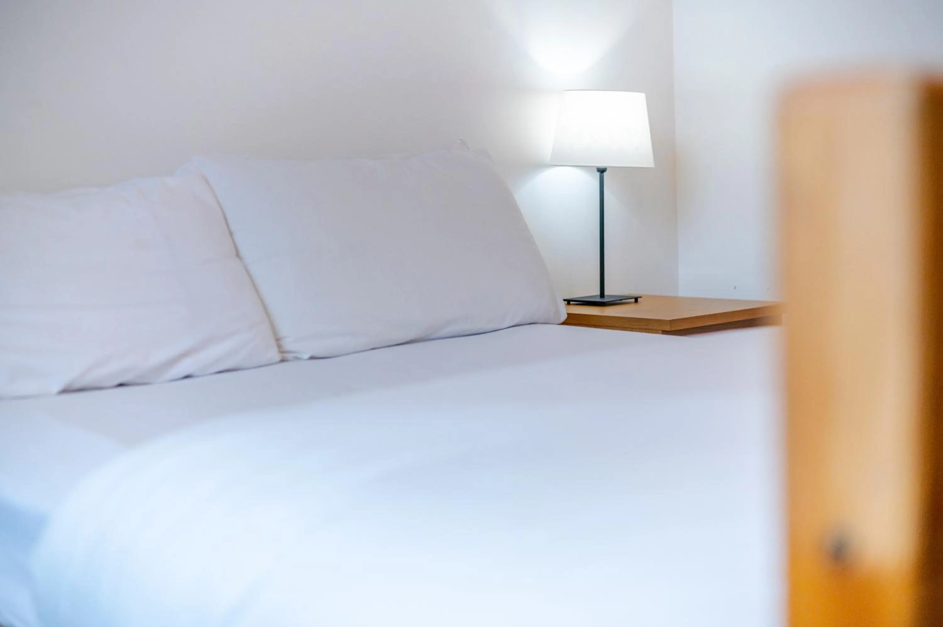 Bedroom, Bed in Edinburgh Central Accommodation