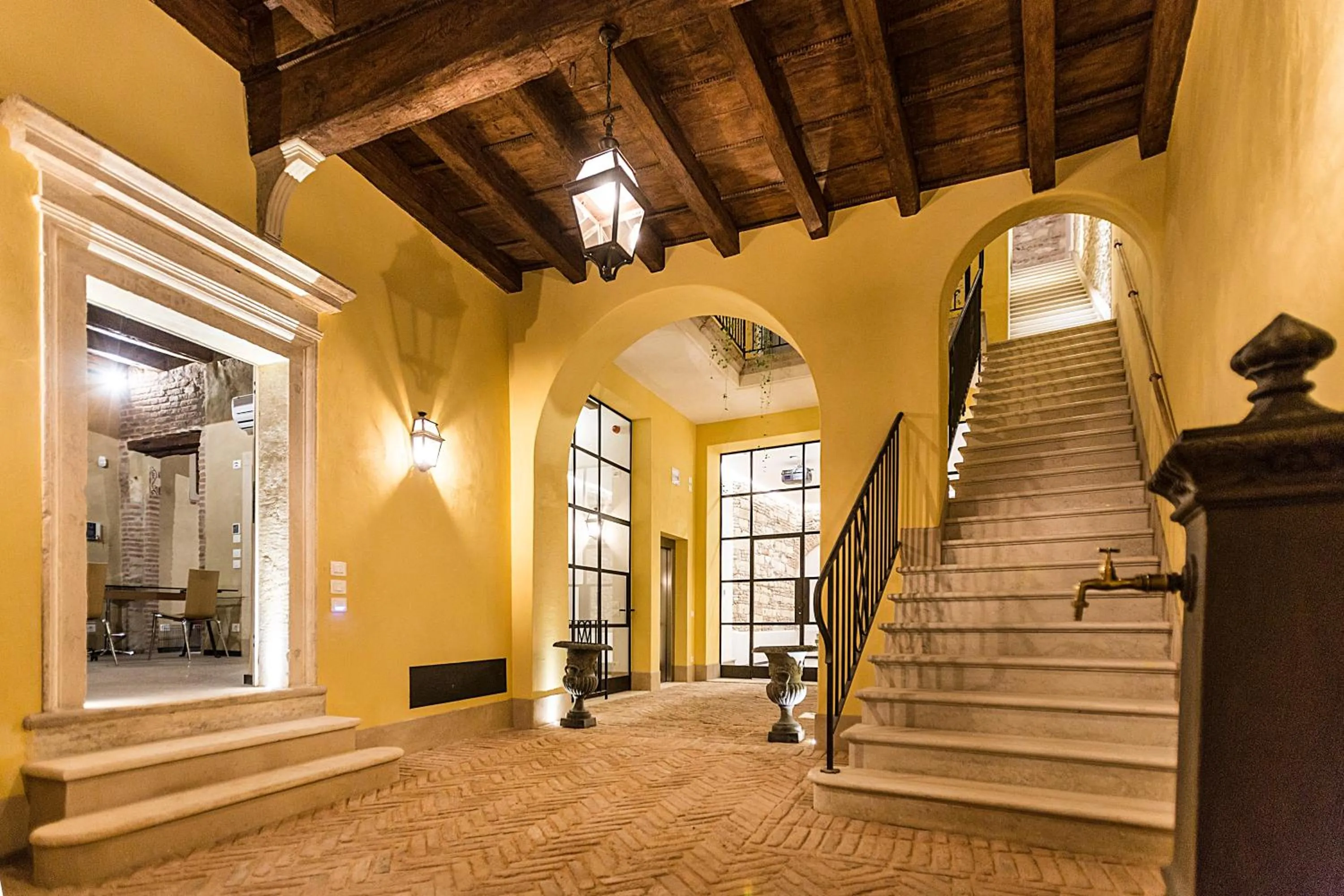 Facade/entrance in Residenza Palazzo Brenzoni