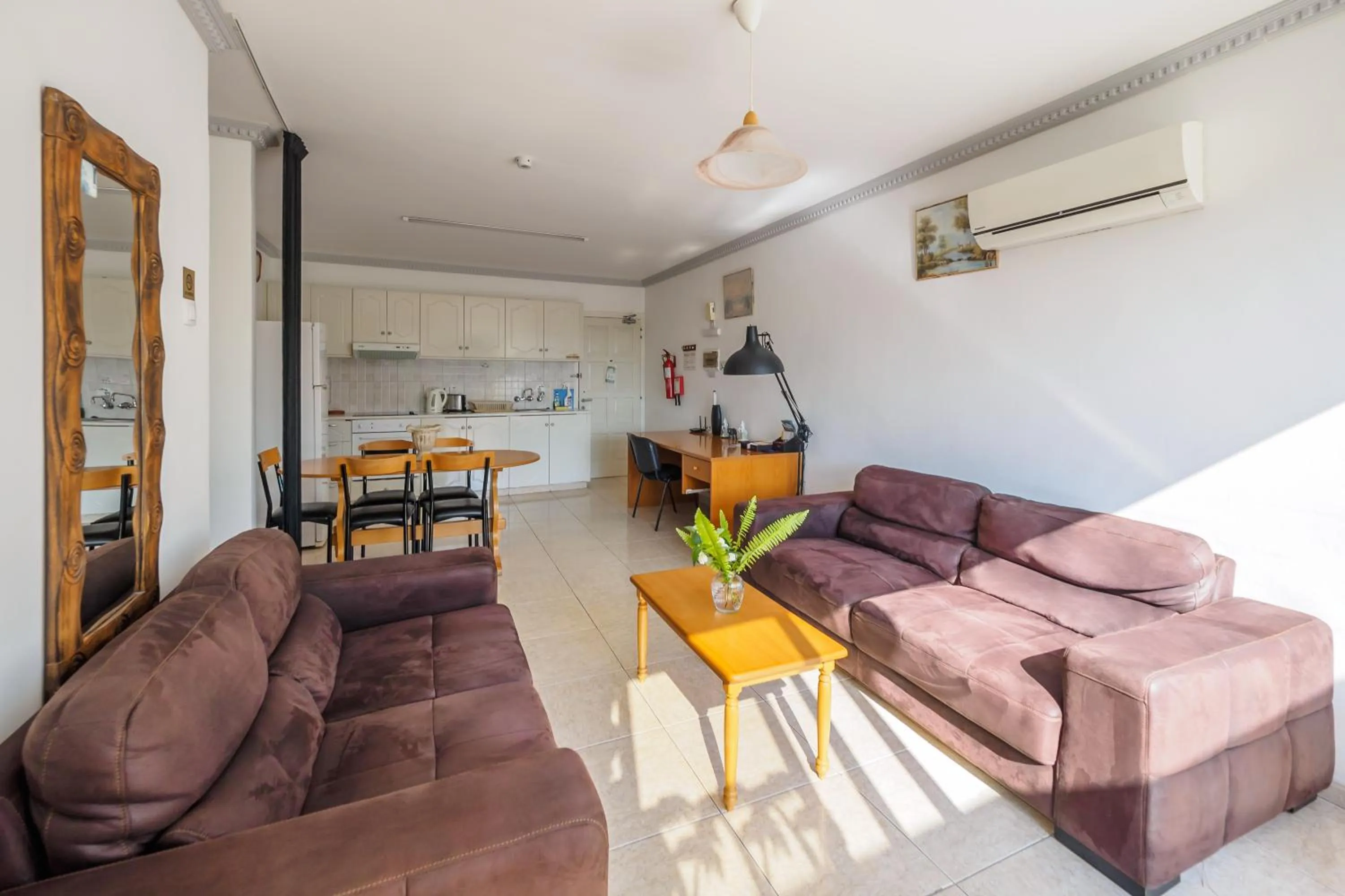 Kitchen or kitchenette in Apollonia Hotel Apartments