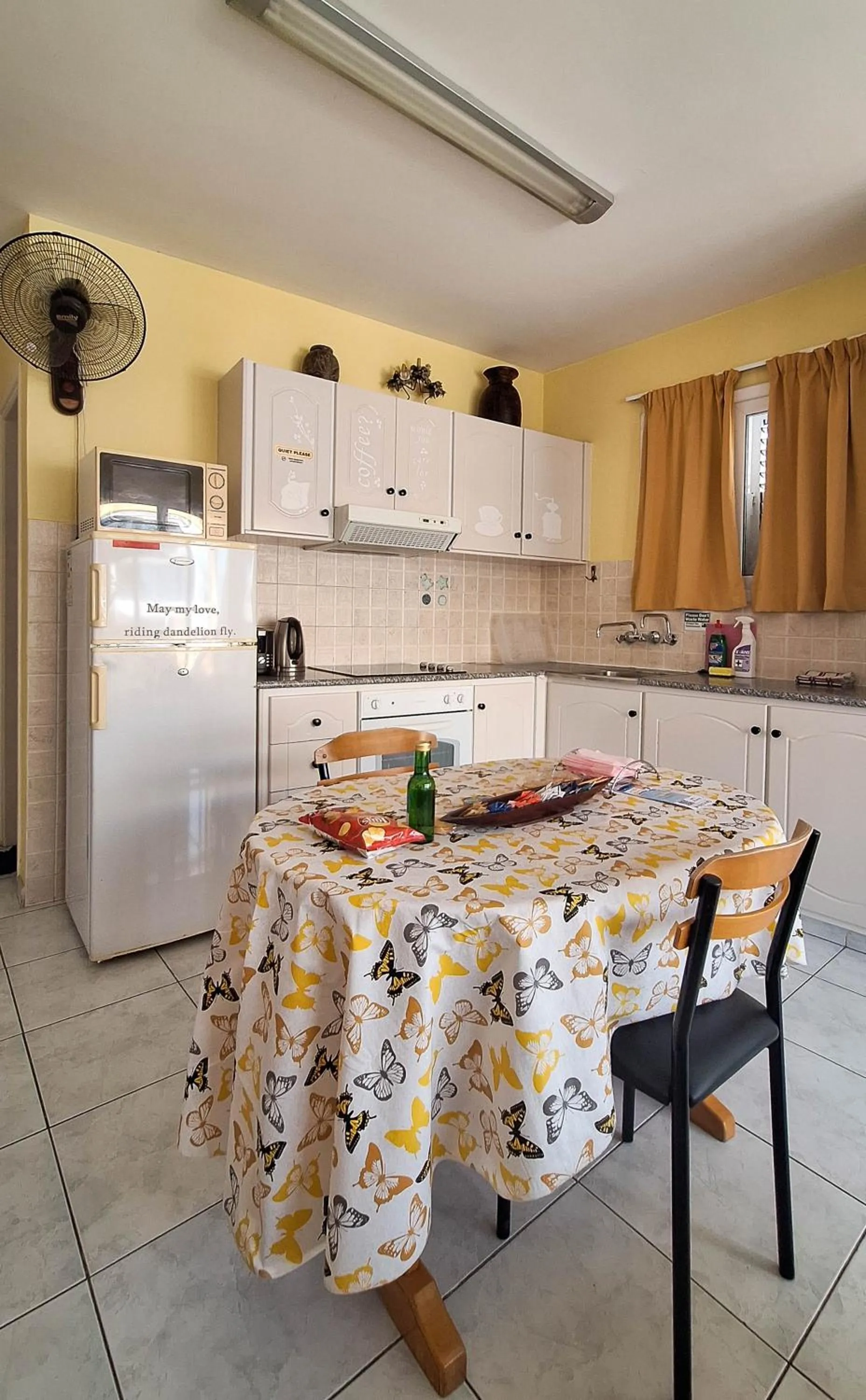 Coffee/tea facilities in Apollonia Hotel Apartments