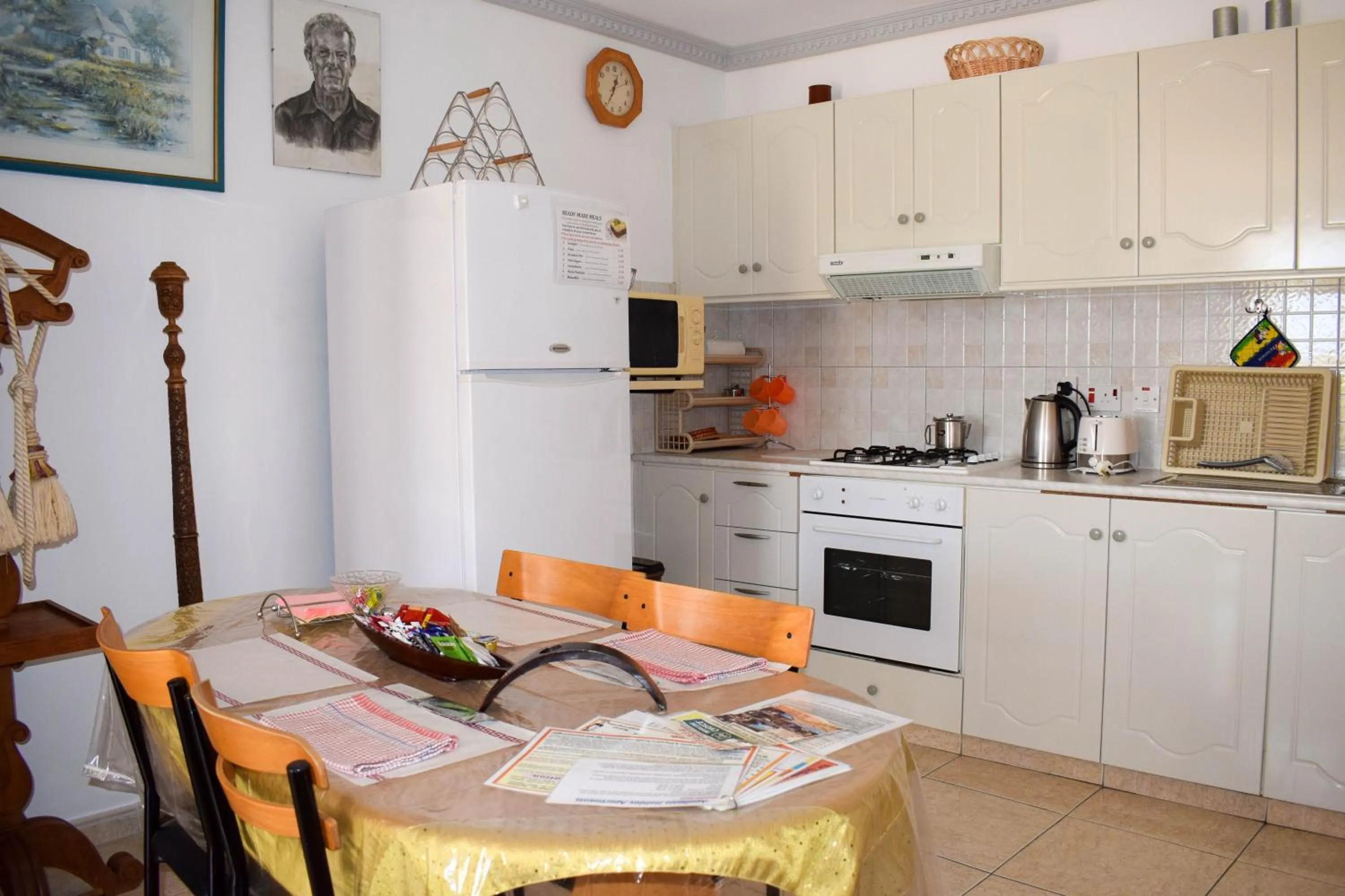 Coffee/tea facilities in Apollonia Hotel Apartments