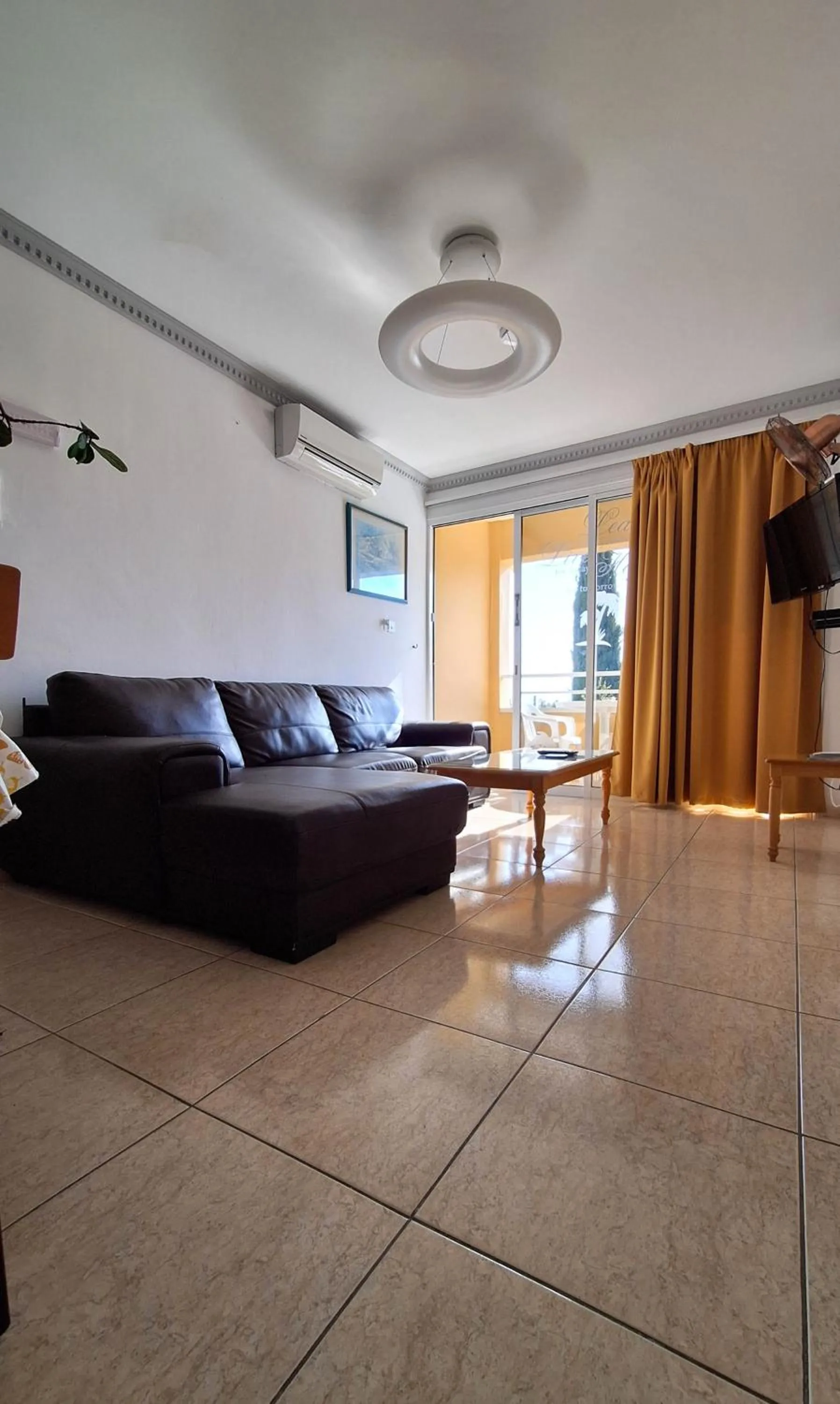 TV and multimedia in Apollonia Hotel Apartments