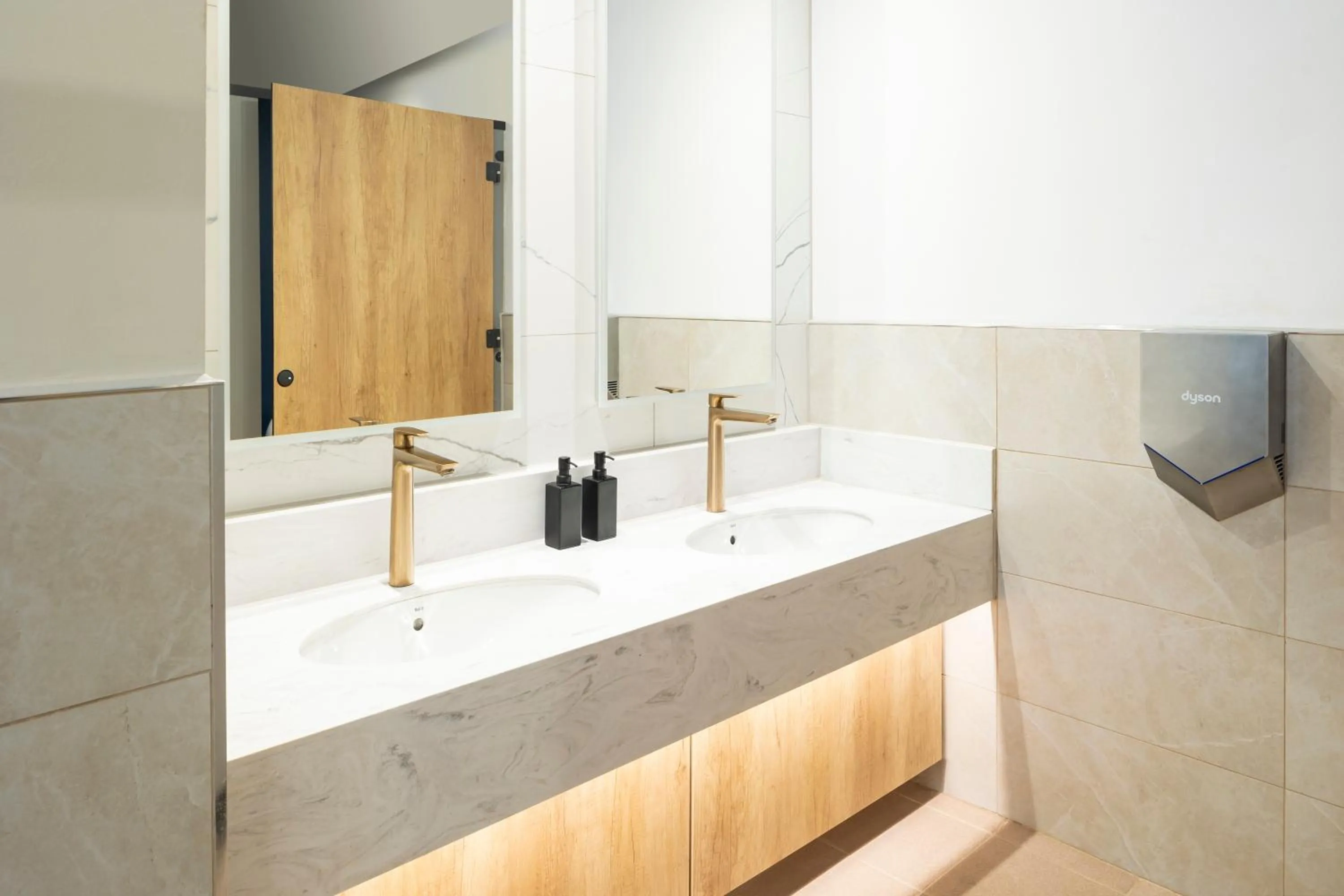 Swimming pool in Holiday Inn Gloucester - Cheltenham by IHG