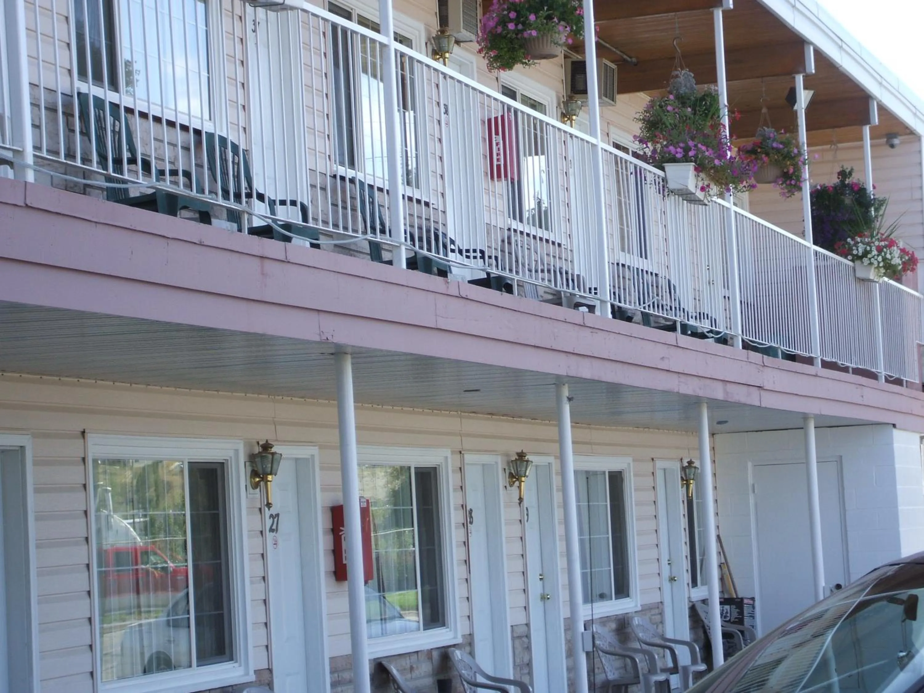 Property building in Travellers Motel