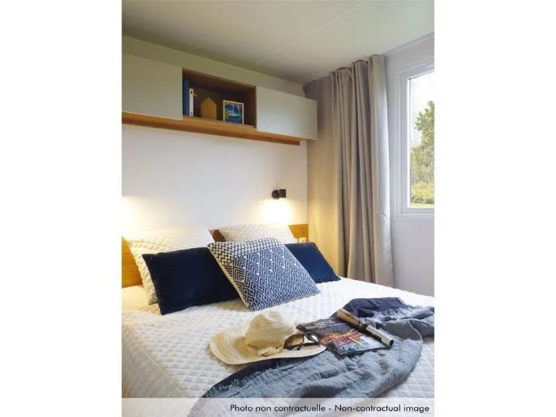 Bedroom, Bed in Camping Officiel Siblu Les Rives de Condrieu