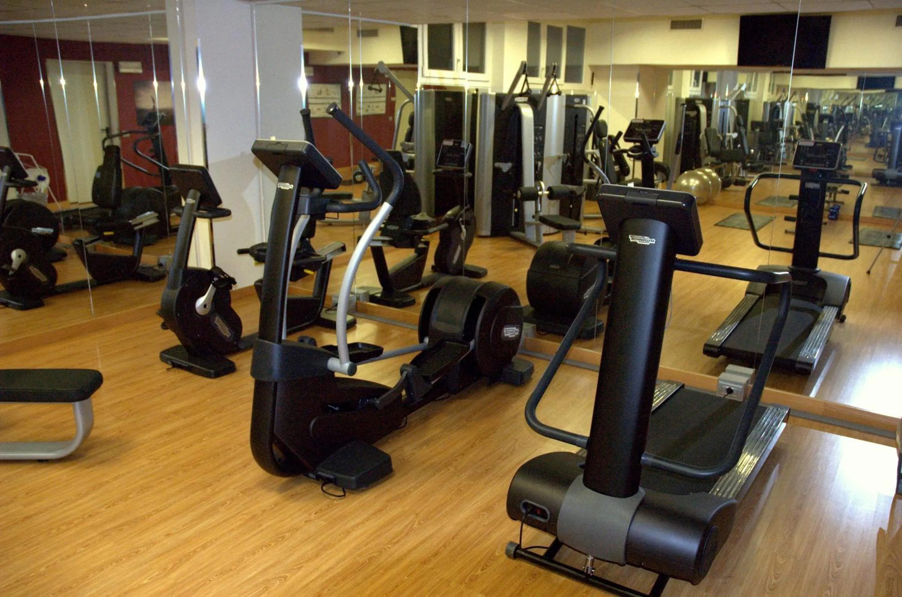 Fitness centre/facilities in Virginia Palace Hotel