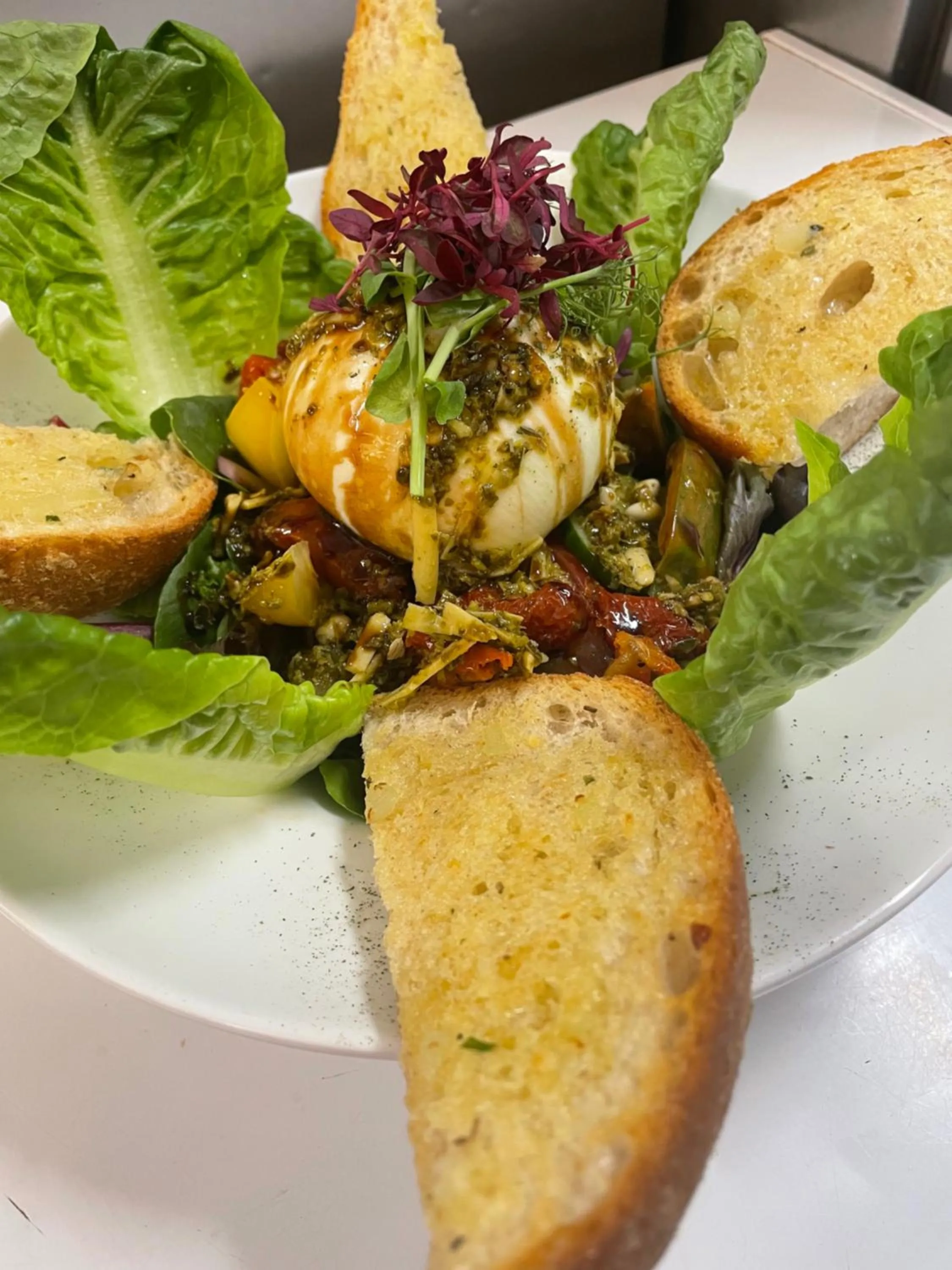 Restaurant/places to eat in The Abbey Hotel