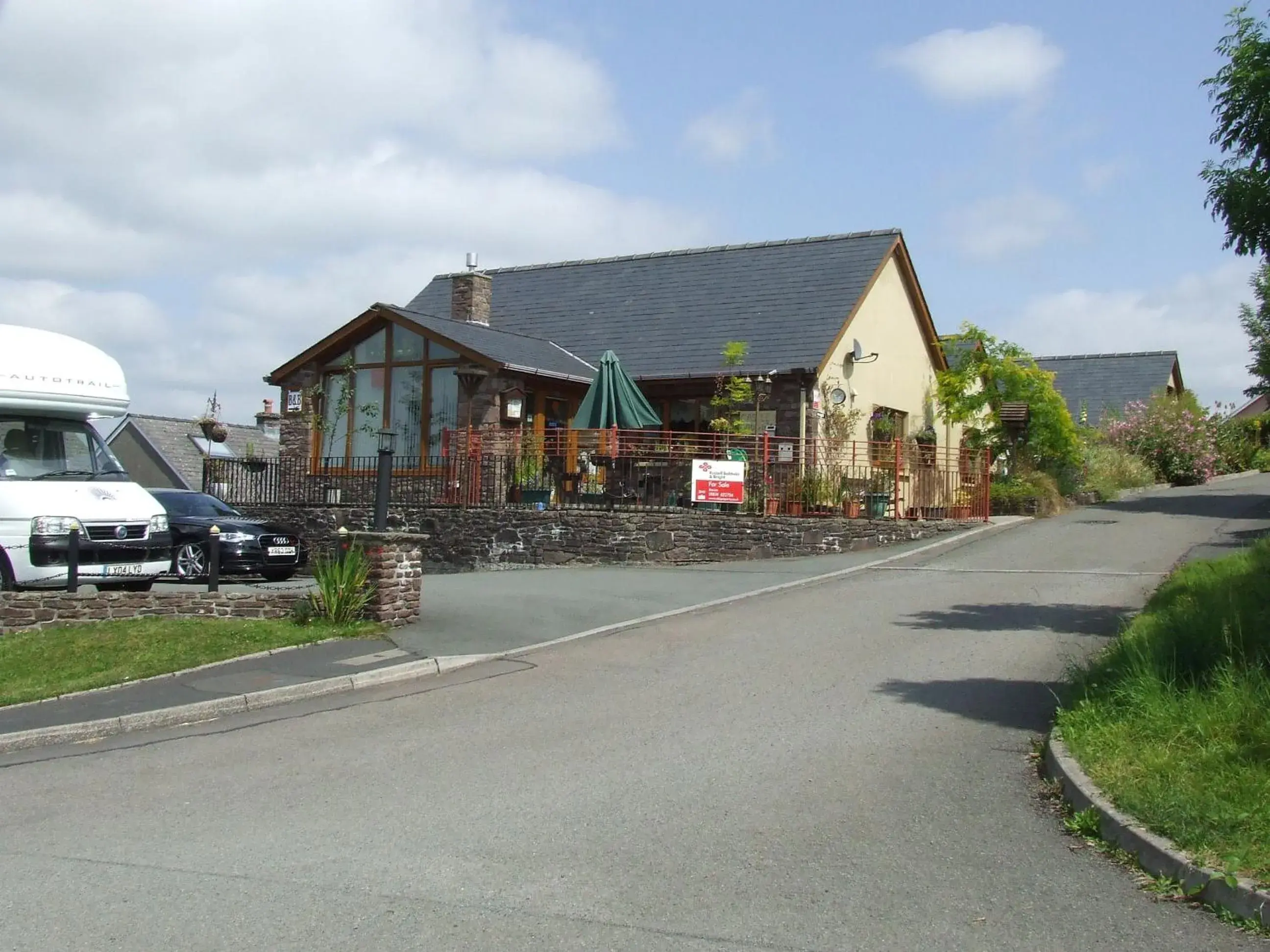 Castle Lodge - Brecon Beacons Accommodation Castle Lodge - Brecon Beacons Accommodation