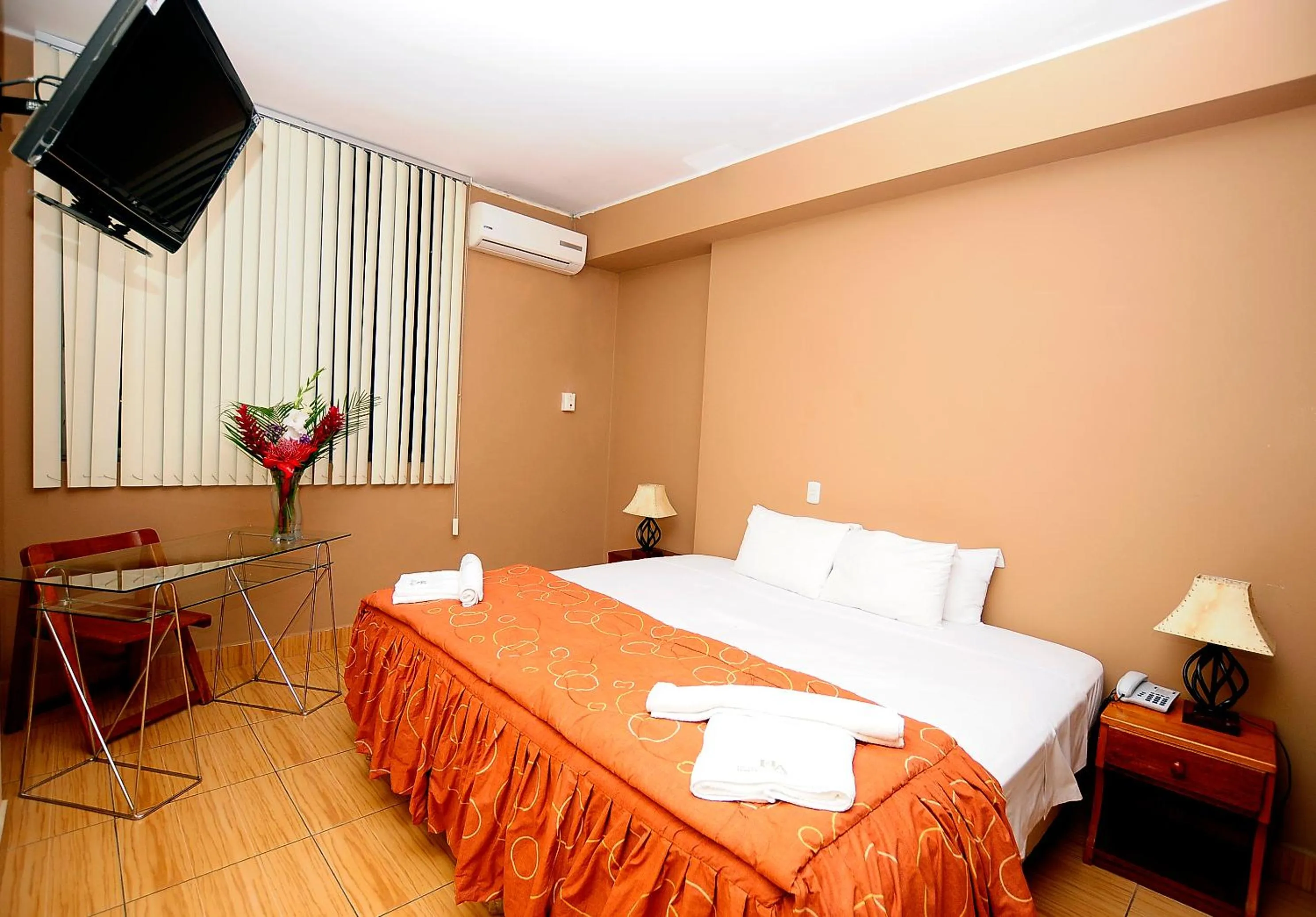 Photo of the whole room in Hotel Puerto Amazonico