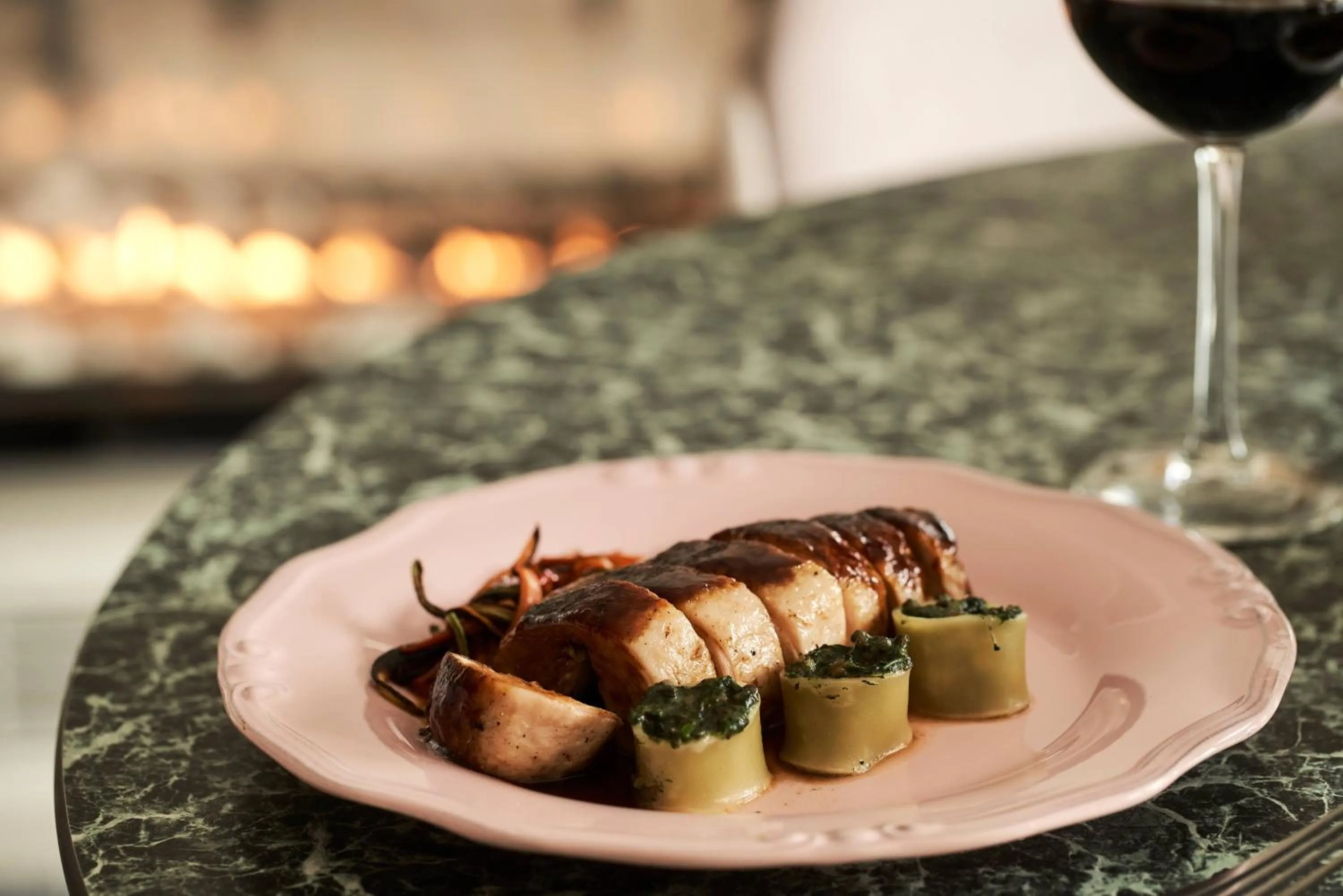 Restaurant/places to eat in Legacy Gastro Suites