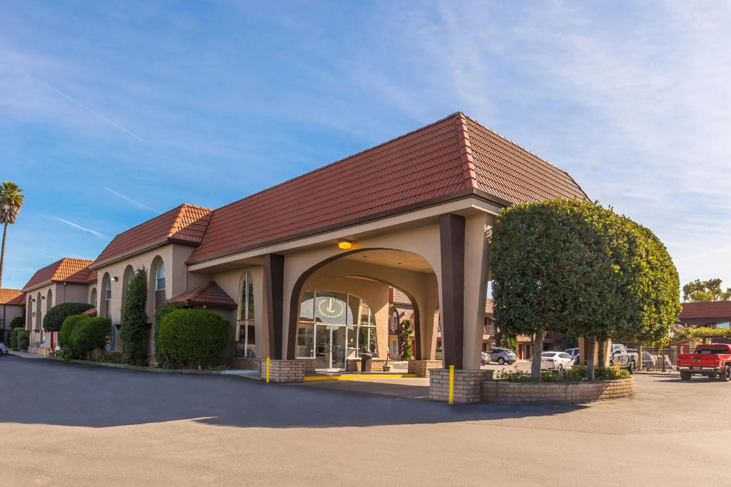 Property building in Laurel Inn & Conference Center