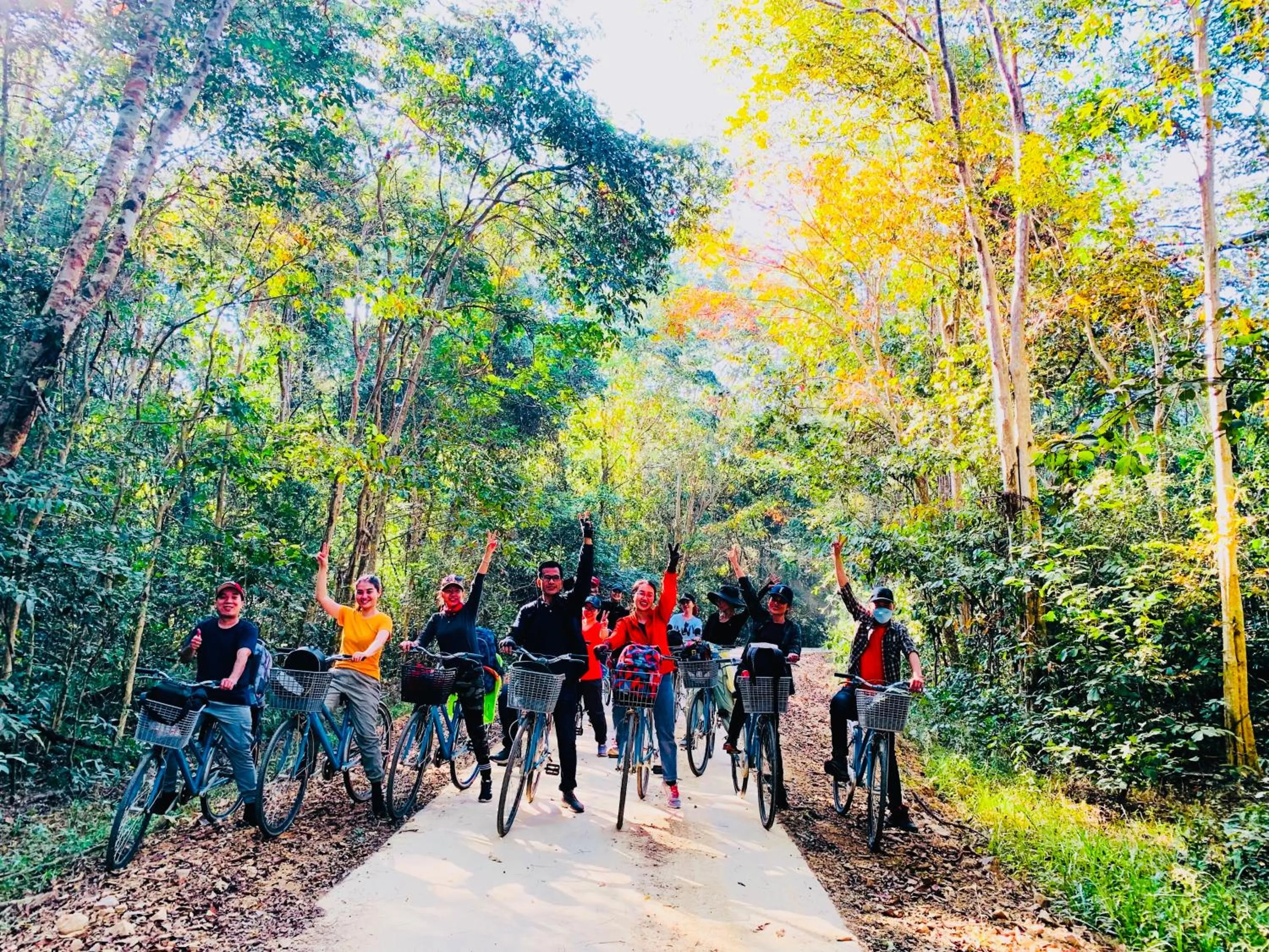 Gibbon Singing Home Stay