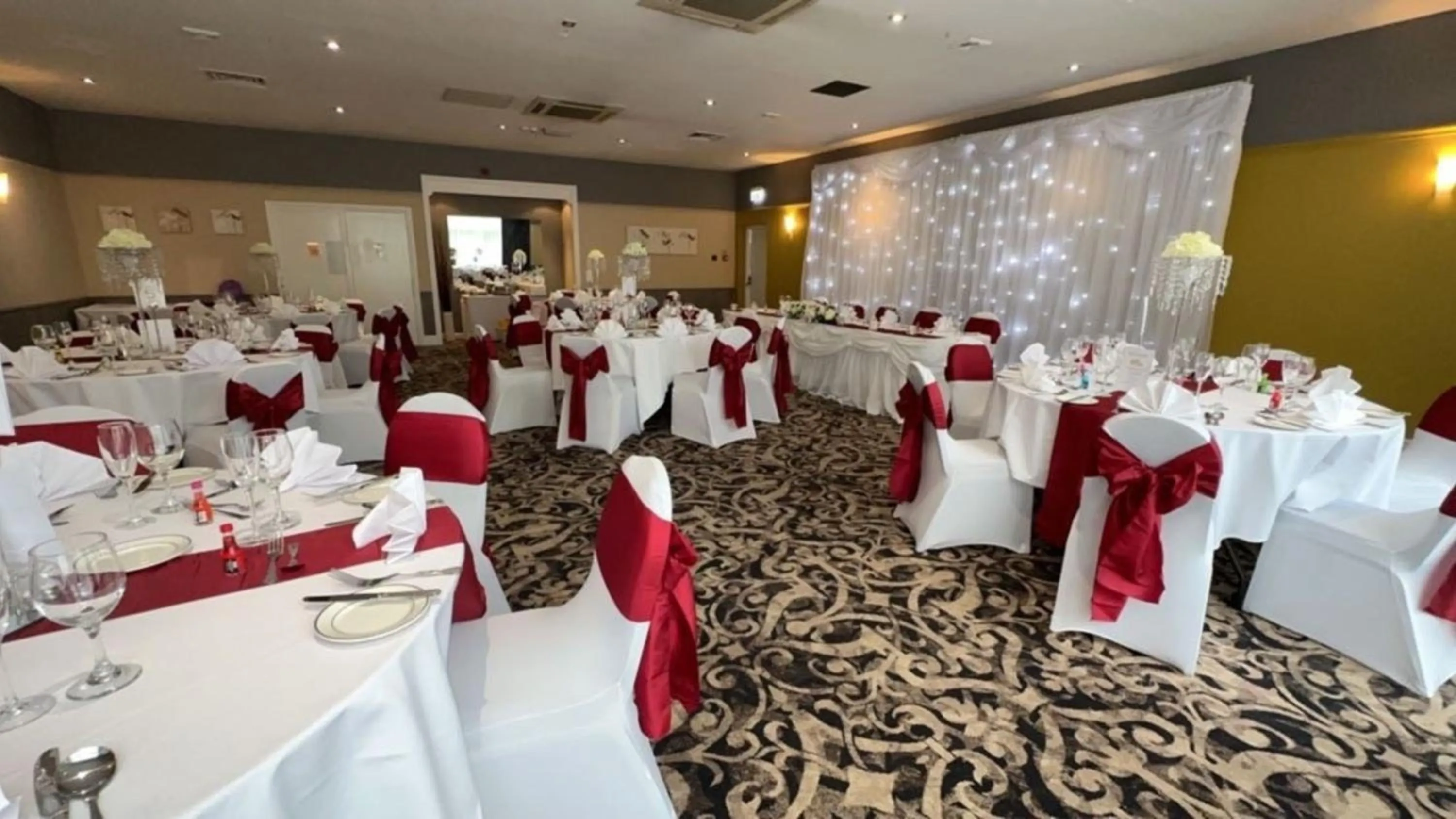 Meeting/conference room in Holiday Inn Washington by IHG