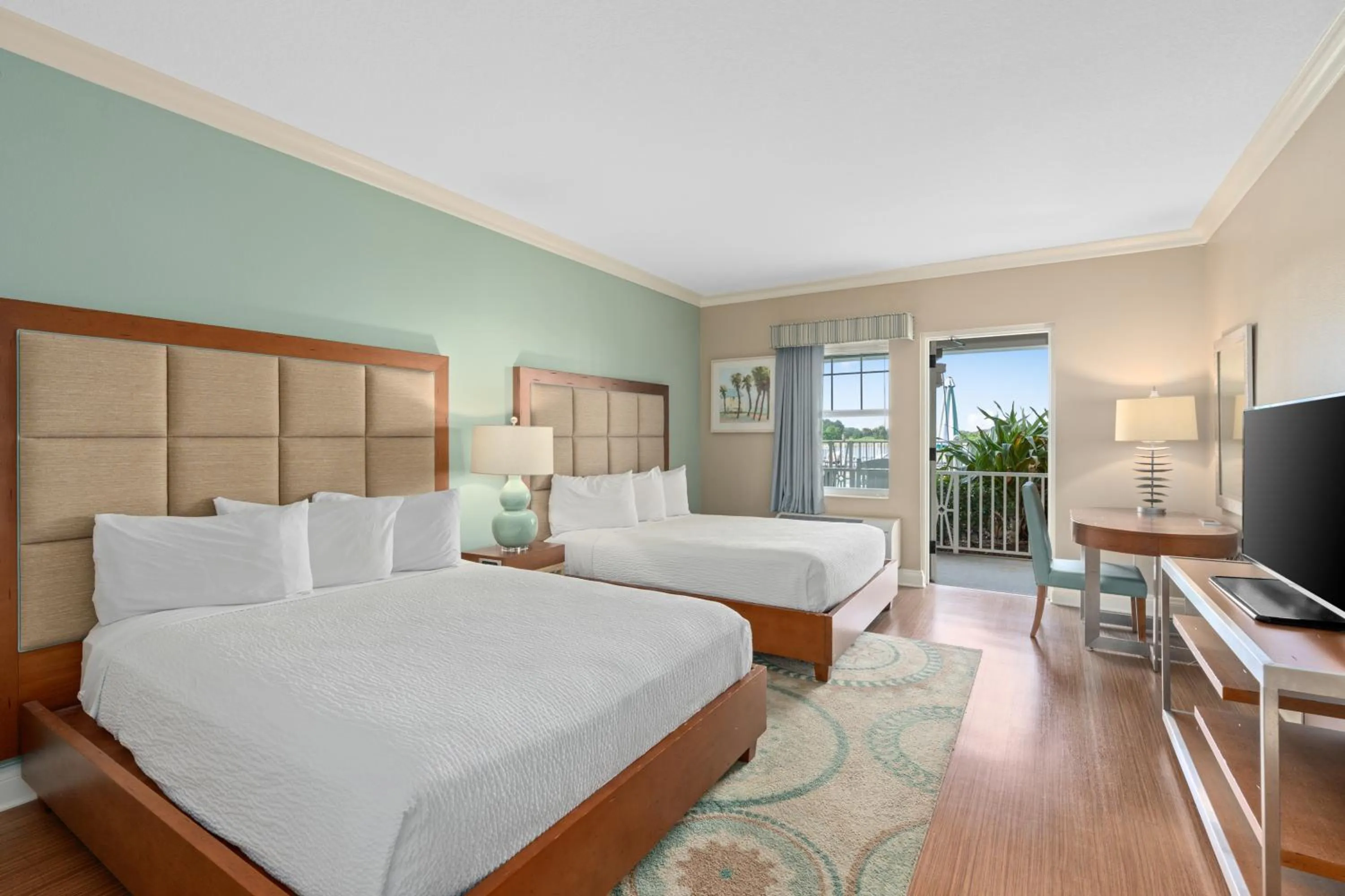 Bedroom, Bed in The Waterfront Inn