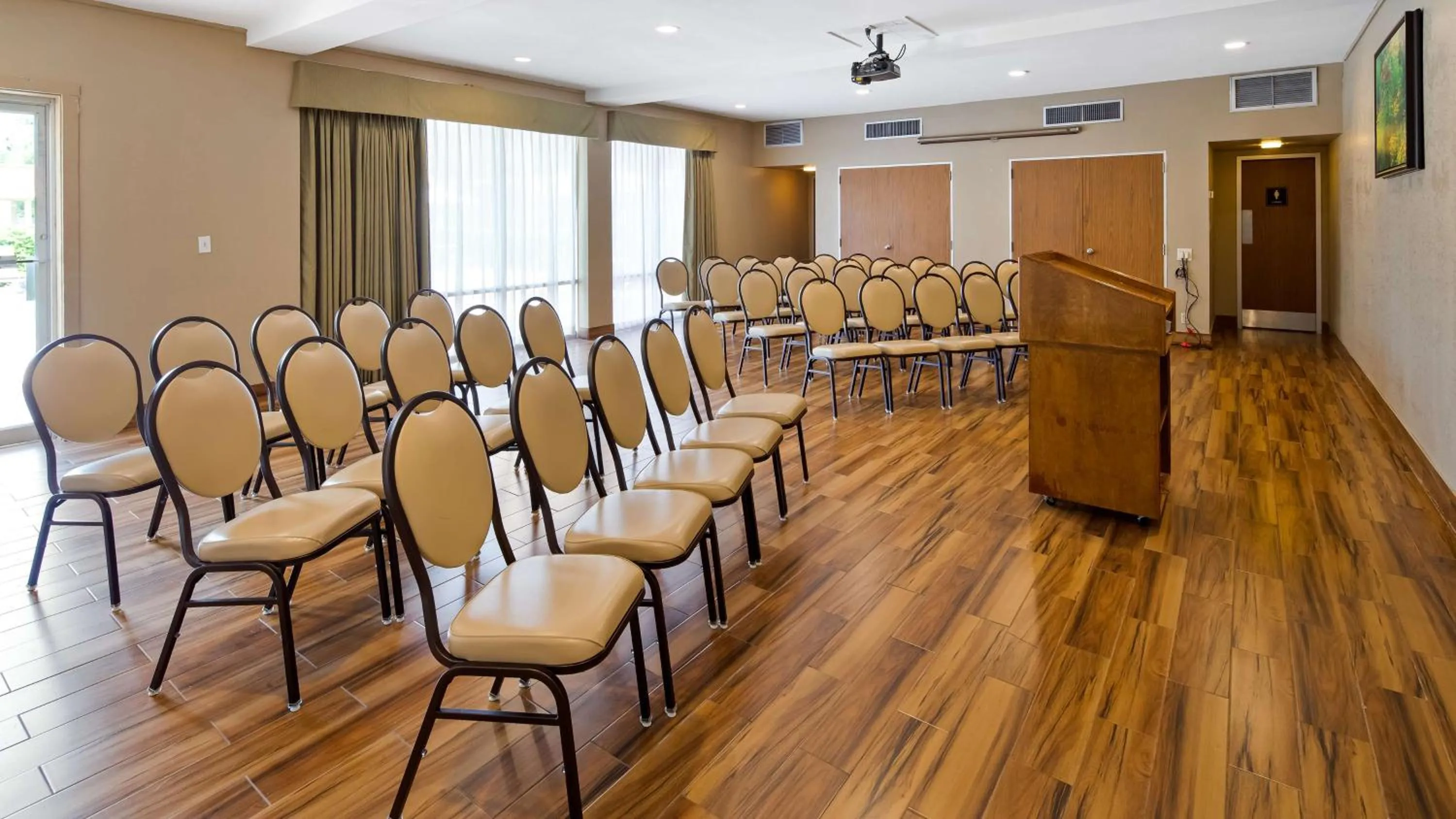 On site in Best Western Orlando West