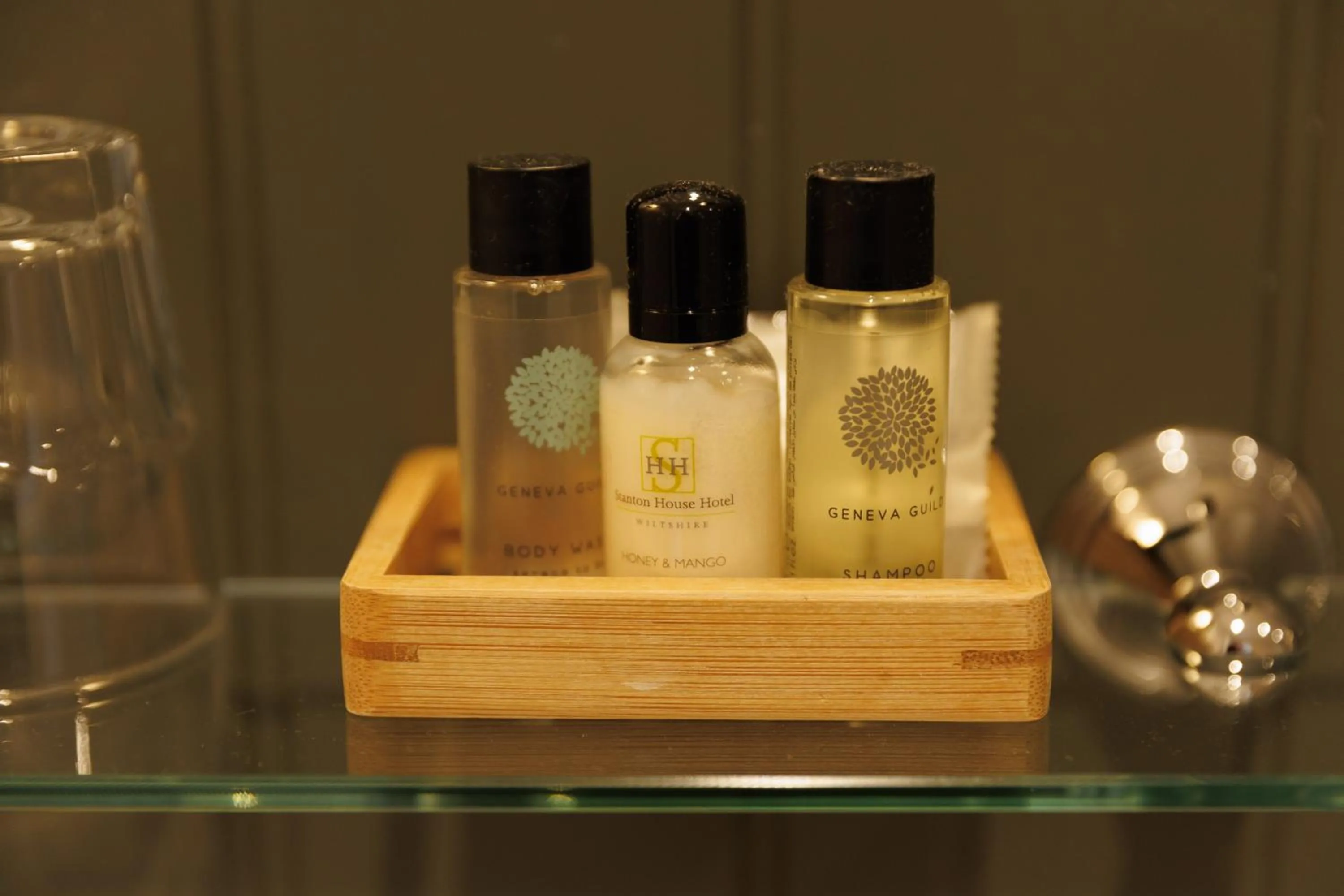 Bathroom in Stanton House Hotel