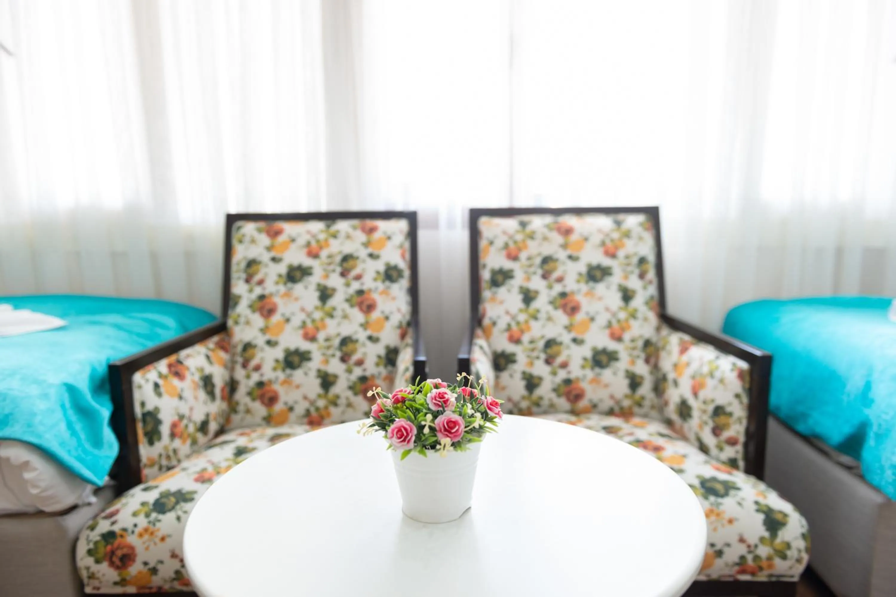 Living room in Nar Hotel