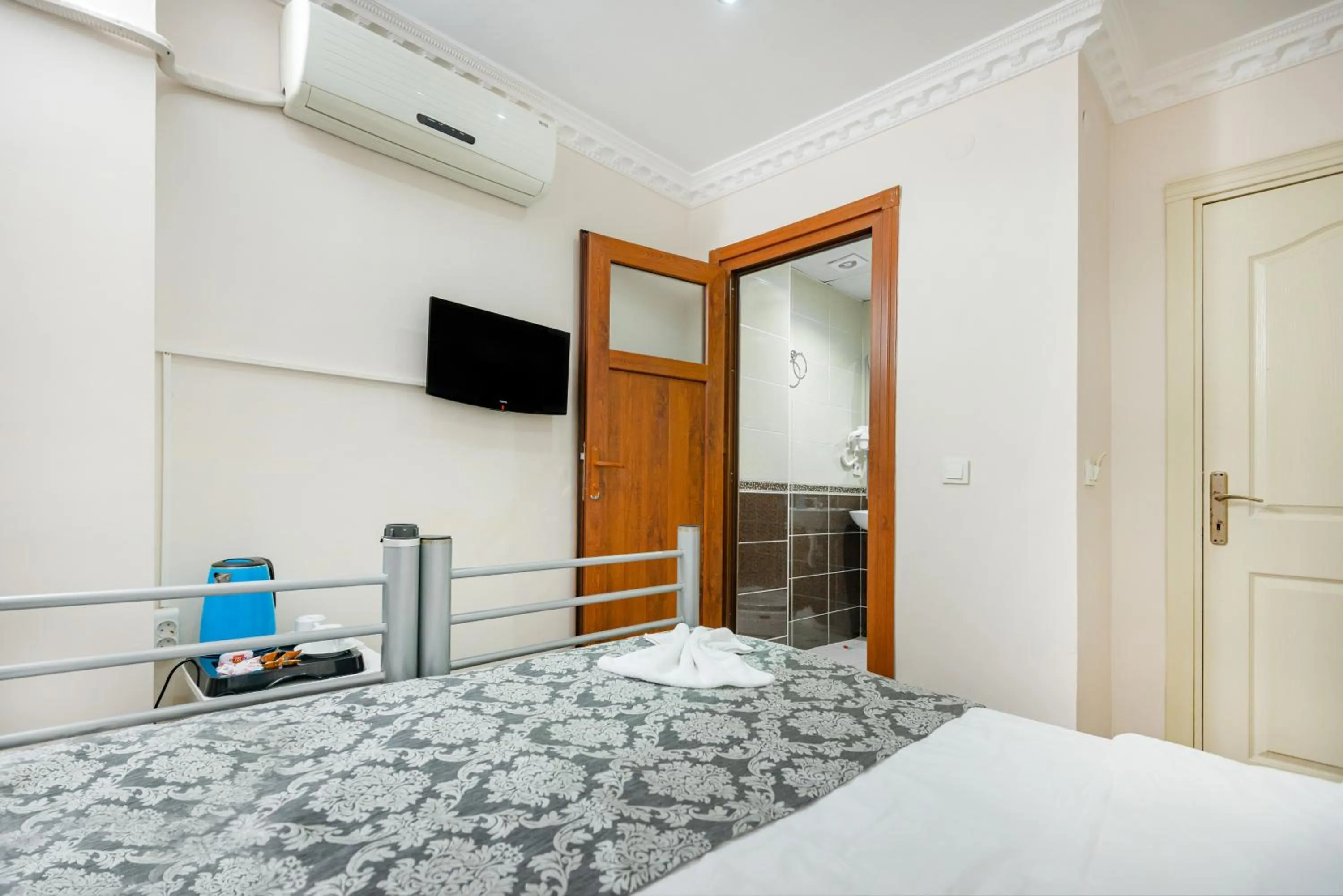 Bedroom, Bed in Nar Hotel