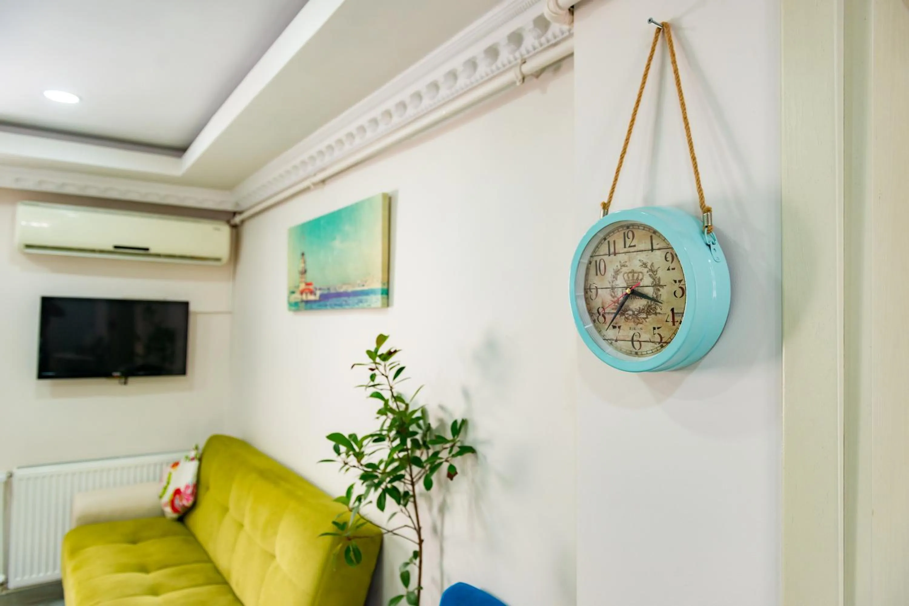 Seating area in Nar Hotel