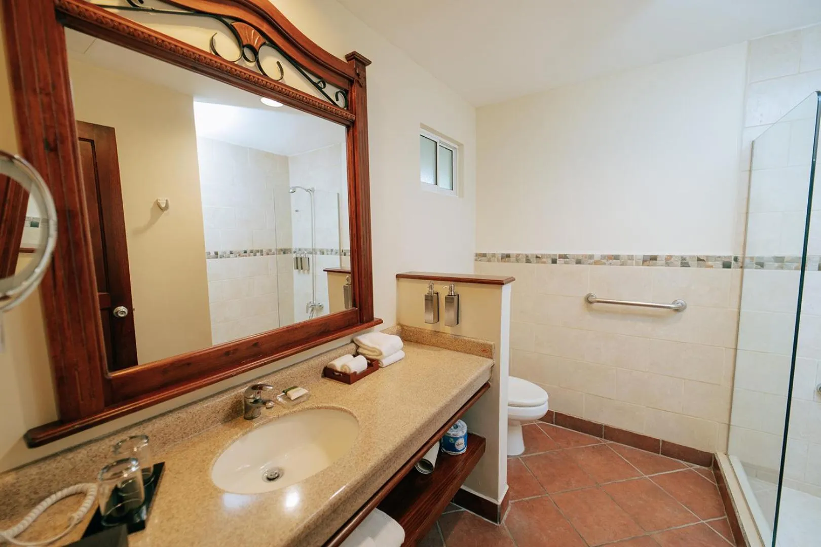 Bathroom in Parador Nature Resort and Spa