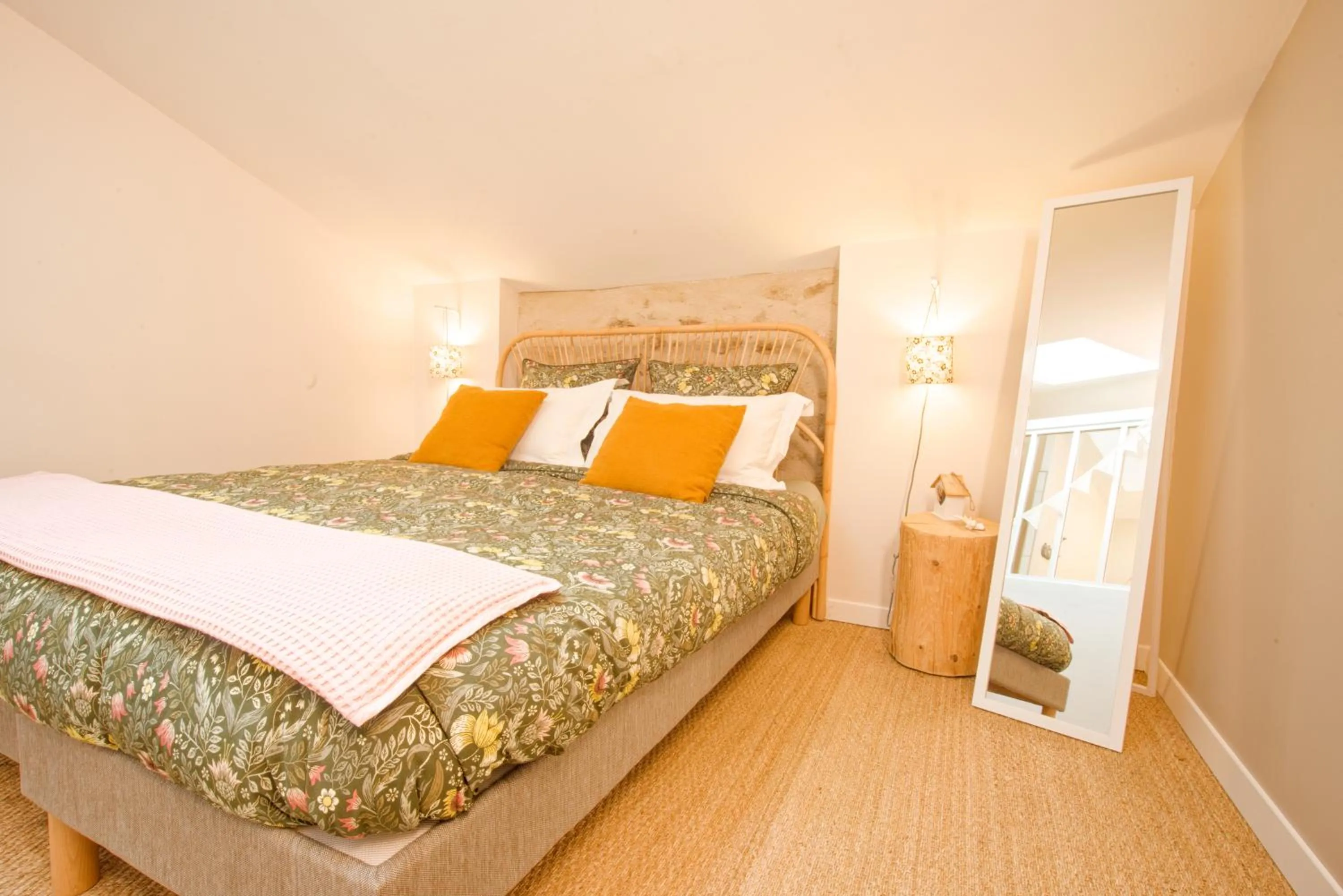 Bed in La Belle lurette