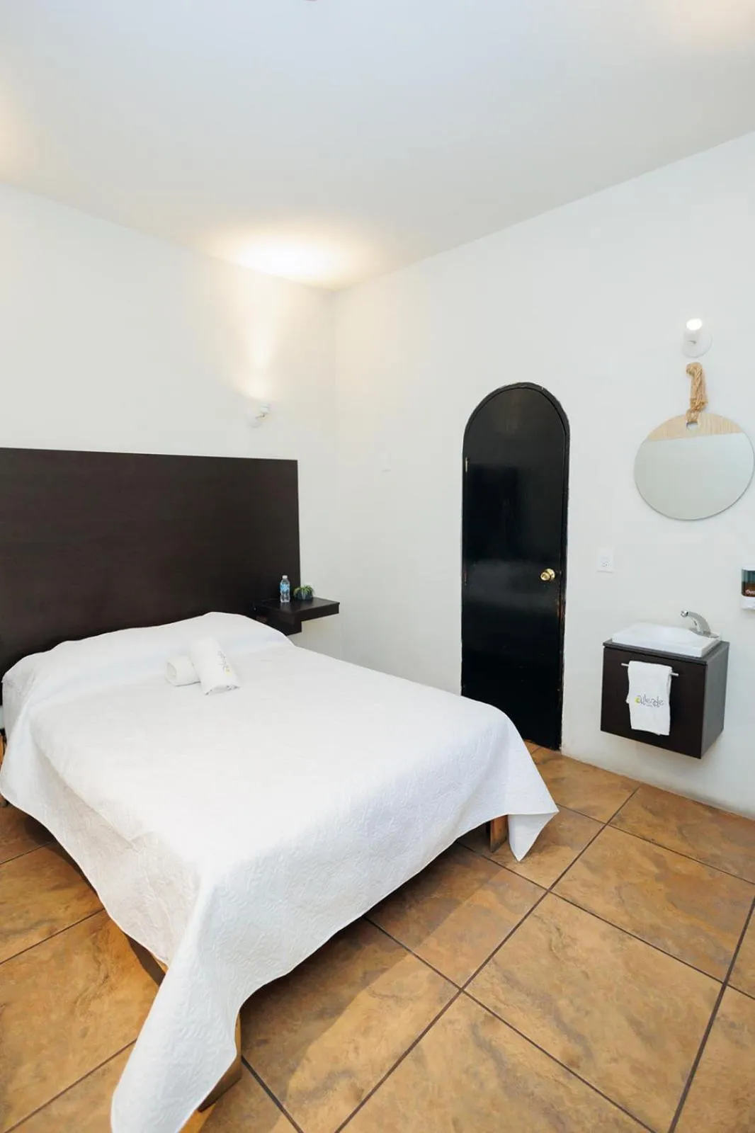 Photo of the whole room, Bed in Hotel Allende Morelia