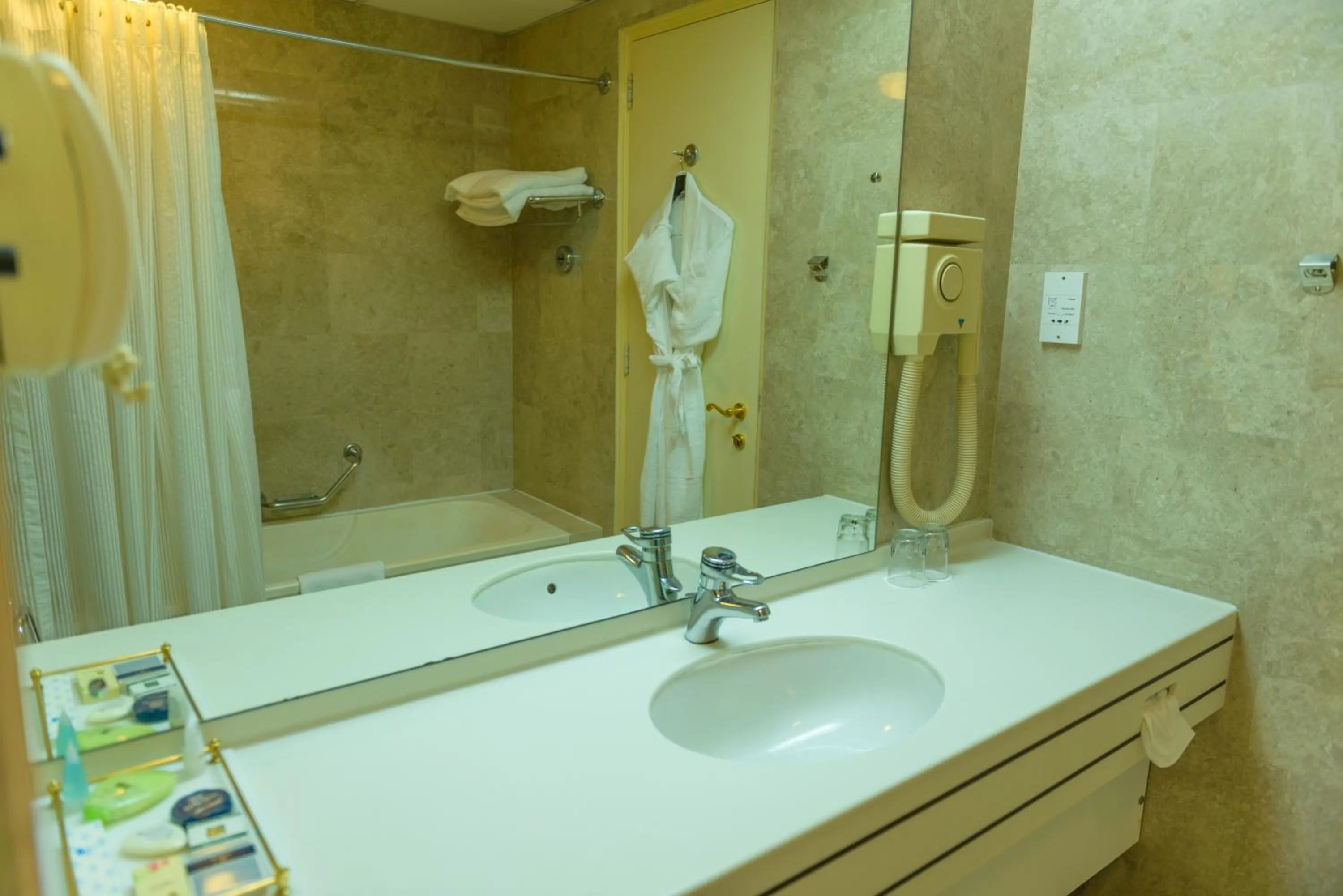 Bathroom in Al Qurum Resort
