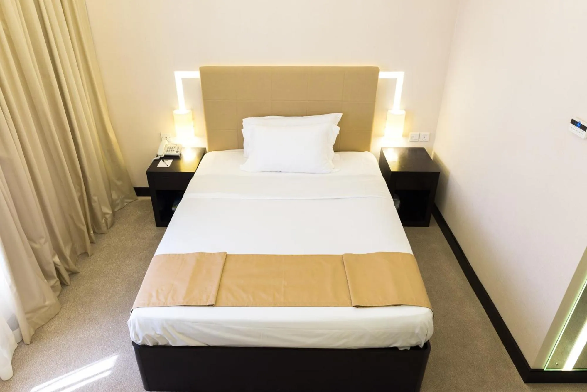 Bedroom, Bed in Al Qurum Resort