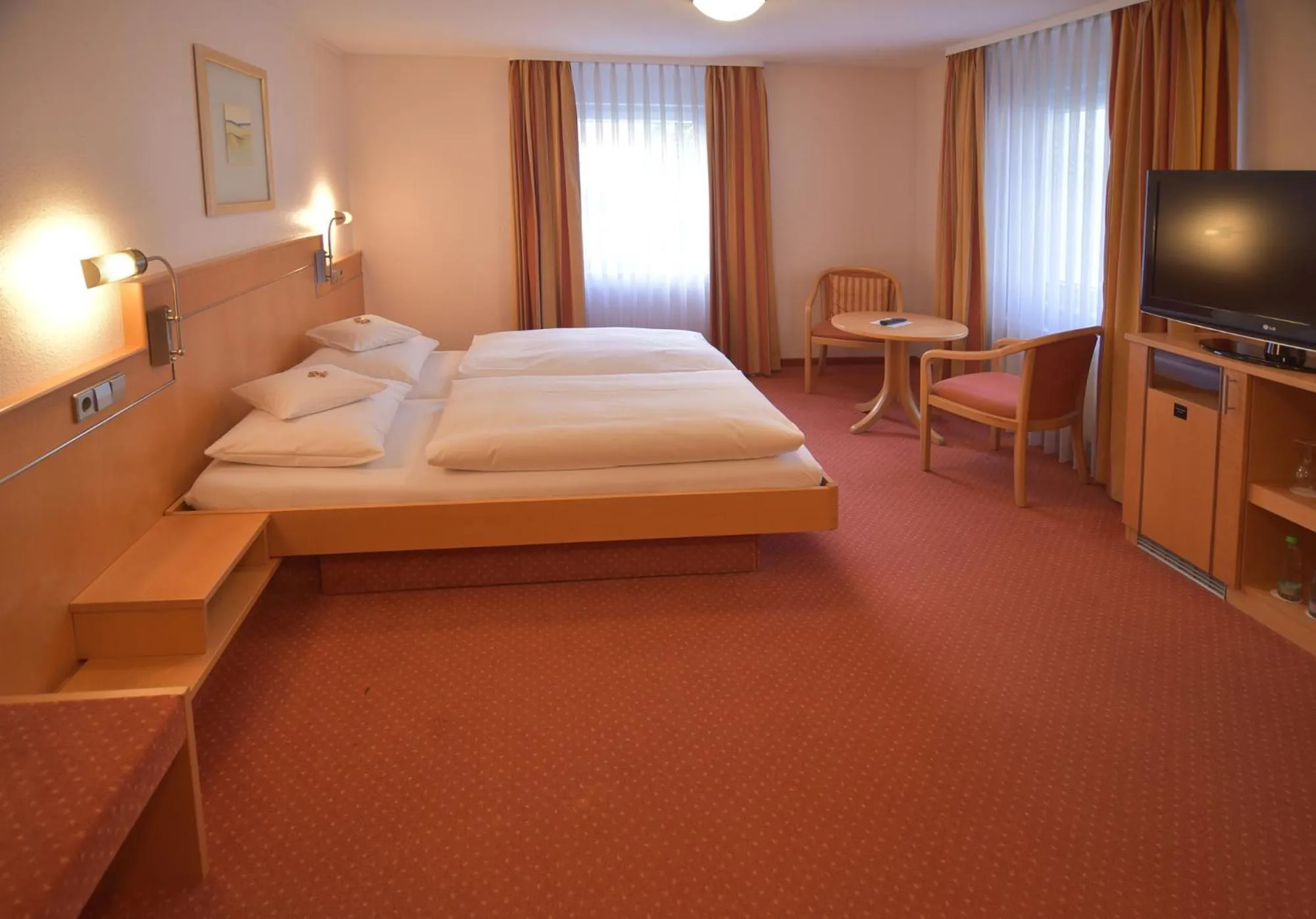 Bed in Hotel - Restaurant Hirsch