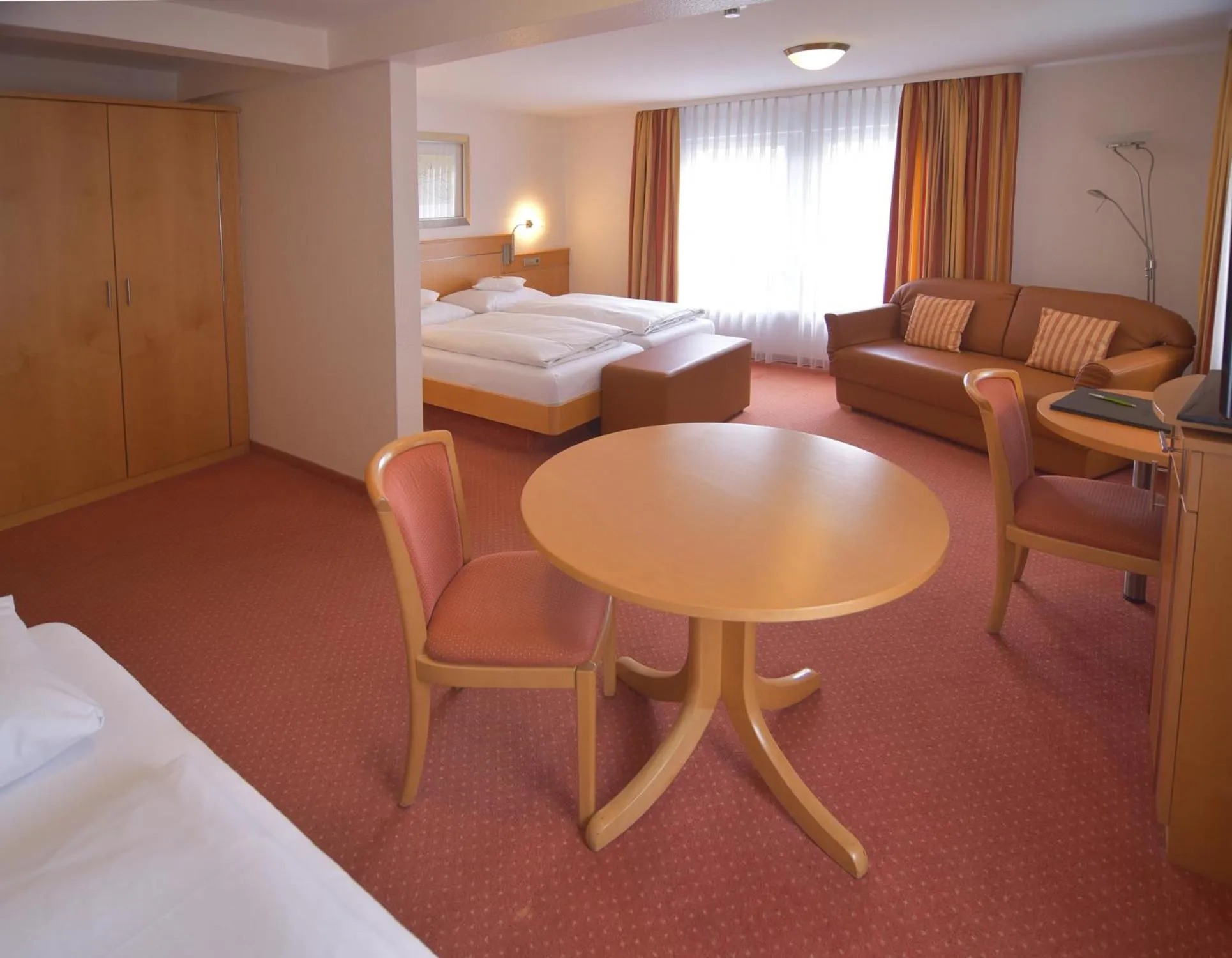 Bed in Hotel - Restaurant Hirsch