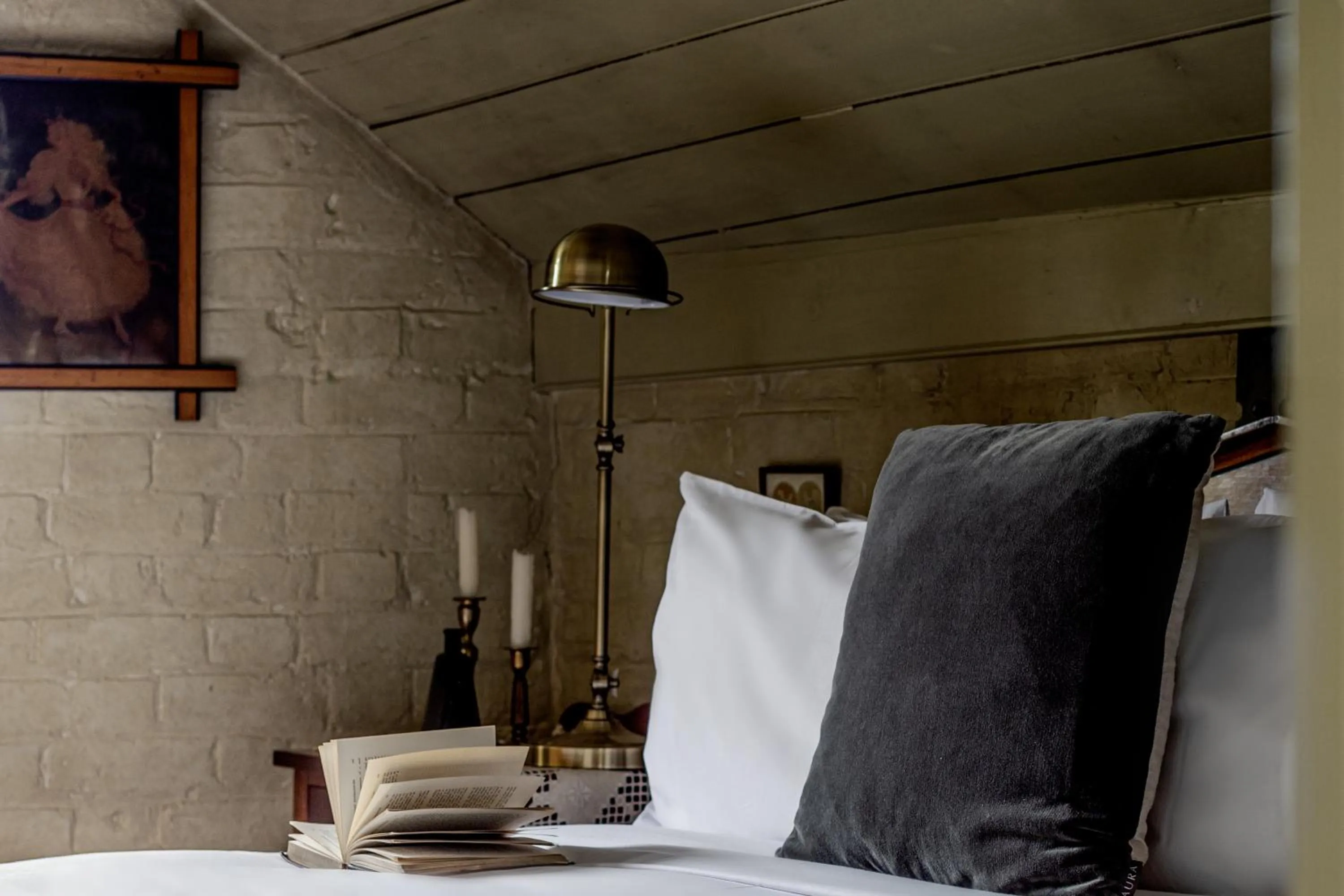 Bedroom, Bed in The Corinda Collection