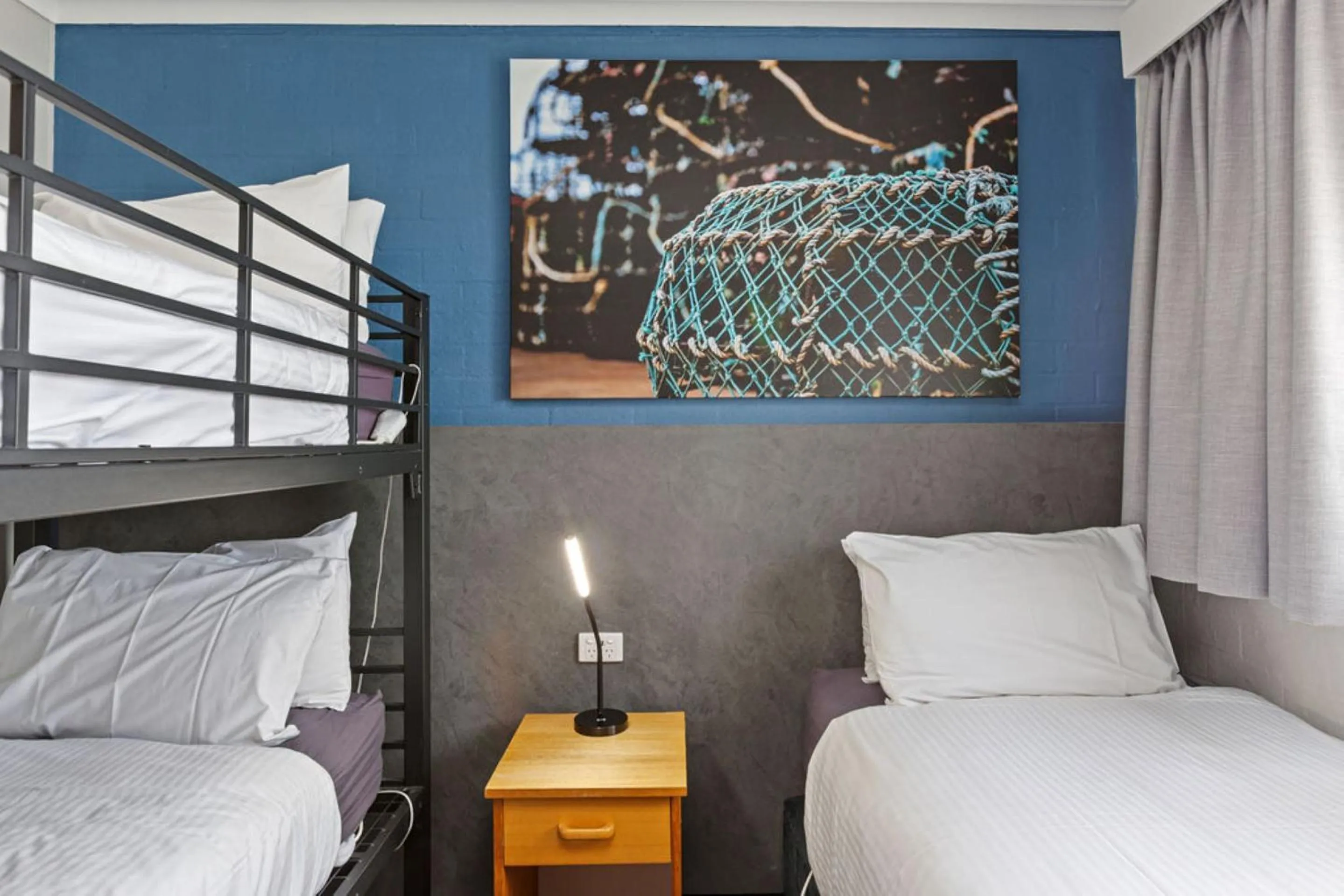 Bedroom, Bed in Apollo Bay Motel & Apartments