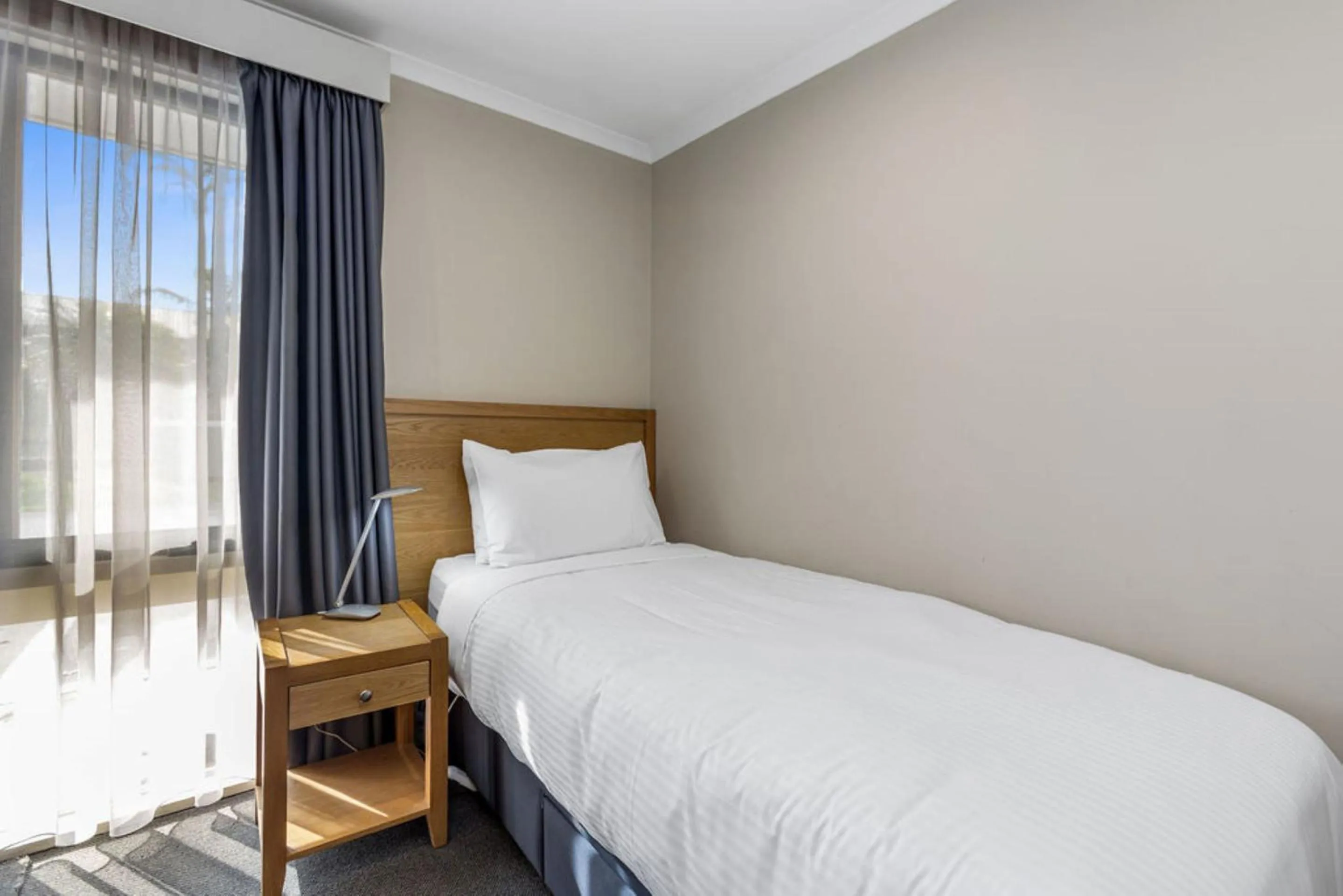 Bed in Apollo Bay Motel & Apartments