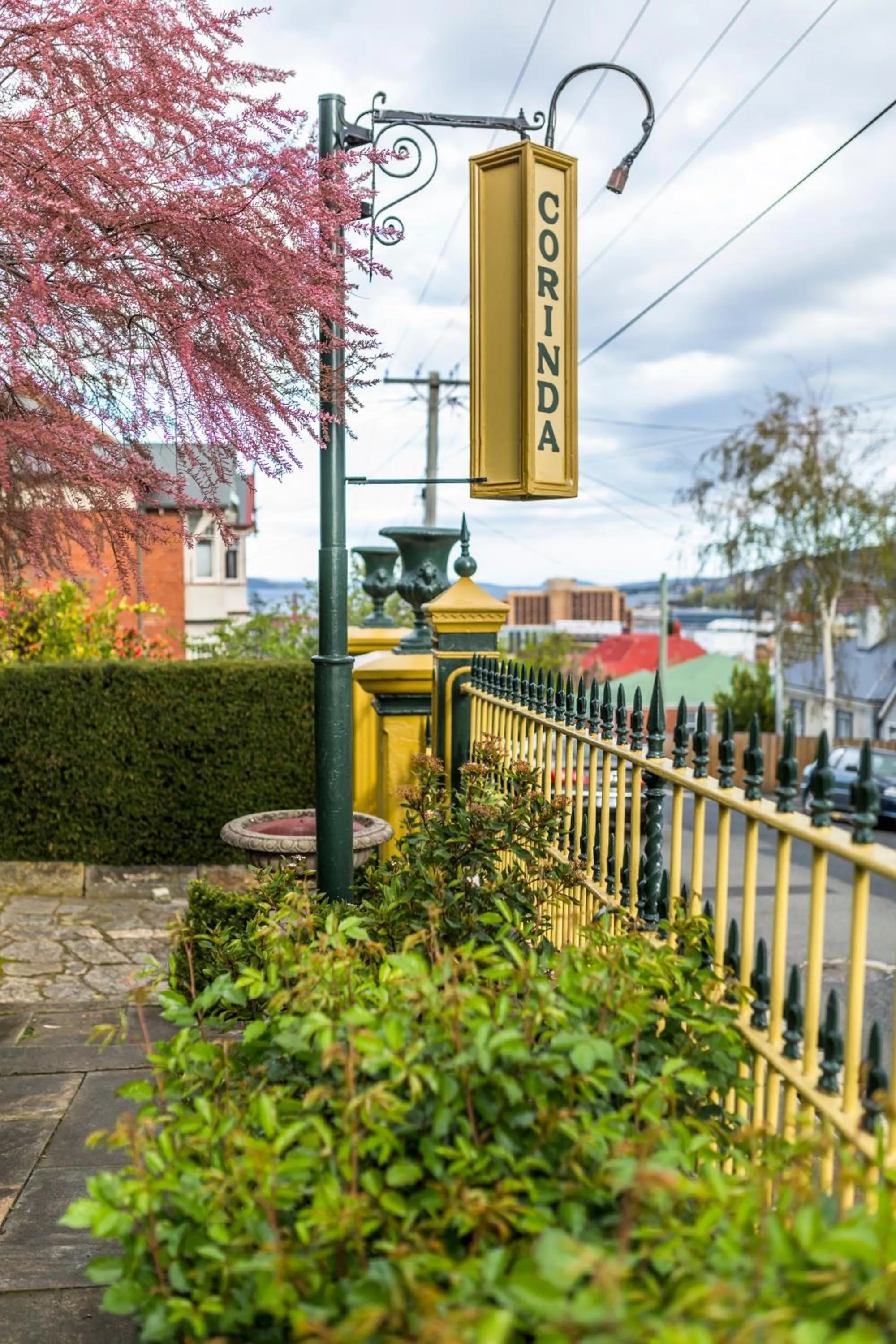 Facade/entrance in Corinda Contemporary