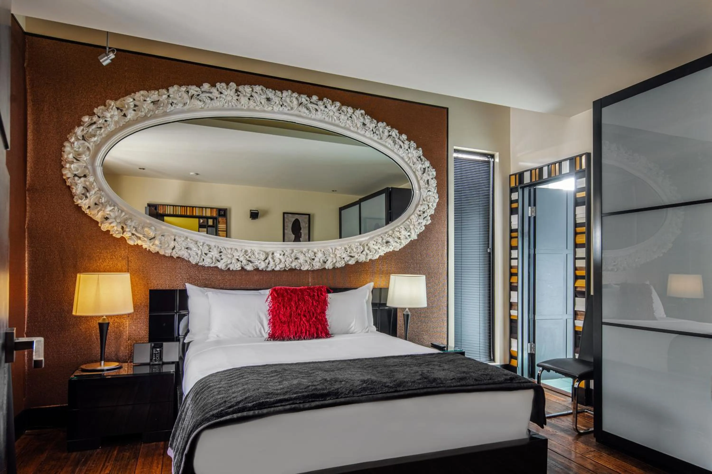 Bed in Corinda Contemporary