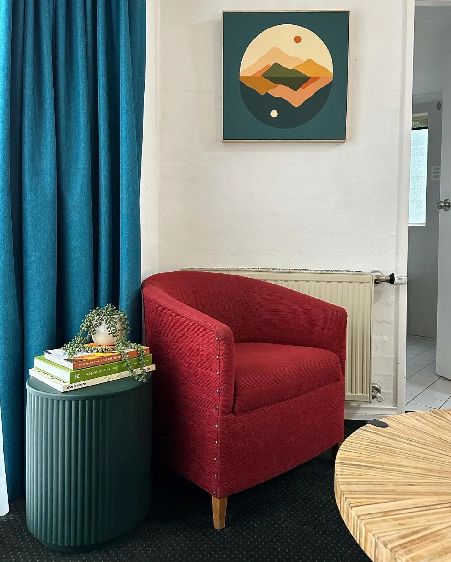 Seating area in Grand Country Lodge Motel