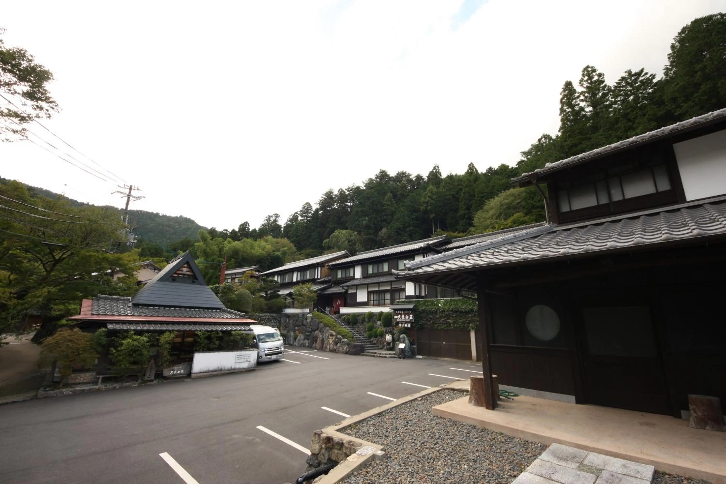 Facade/entrance in Yumoto Onsen OharaSansou
