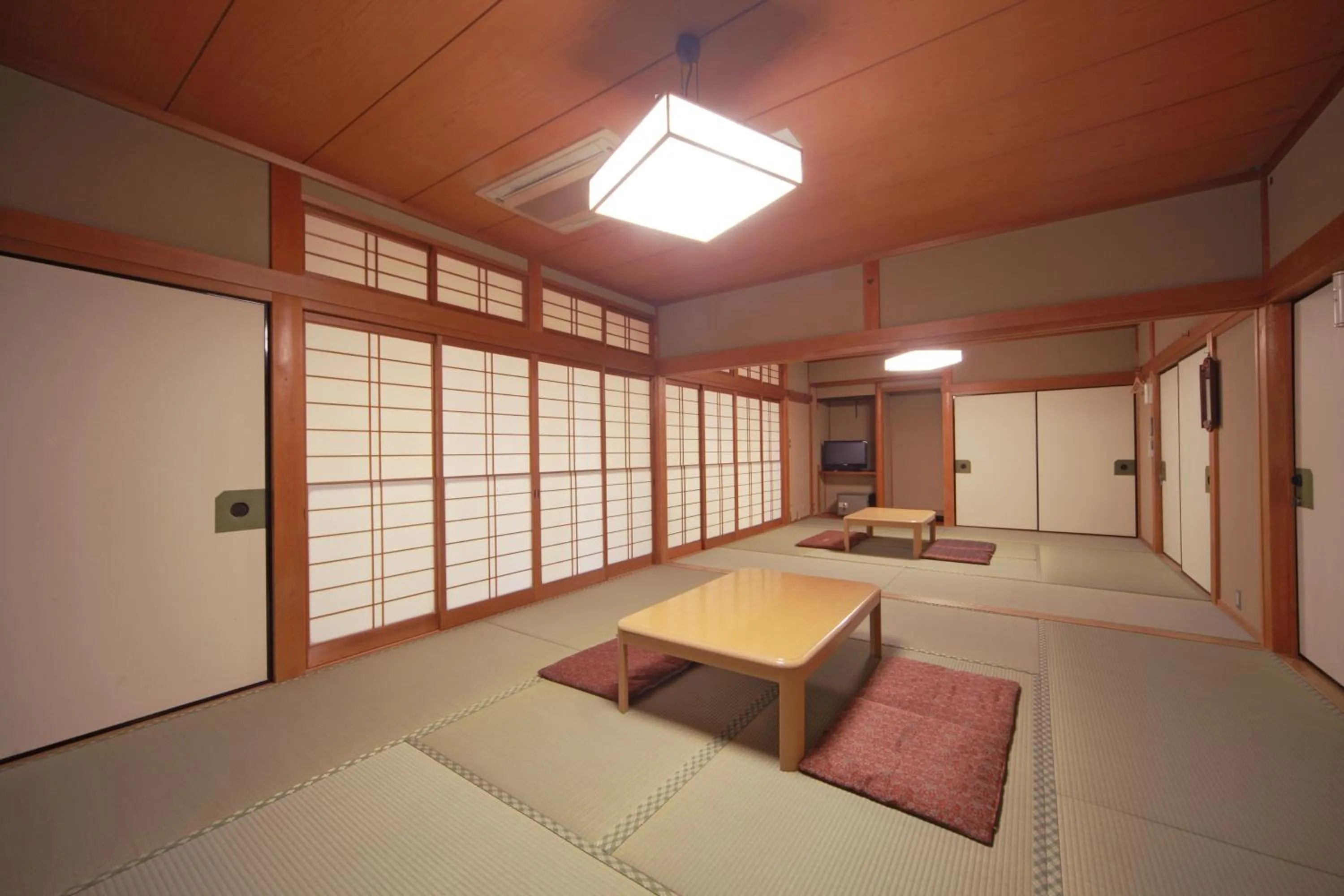Photo of the whole room in Yumoto Onsen OharaSansou