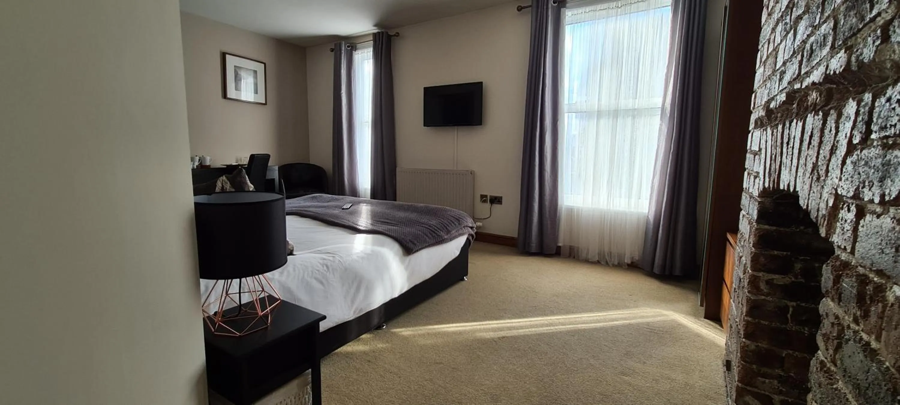 Photo of the whole room, Bed in Ty Morgan's