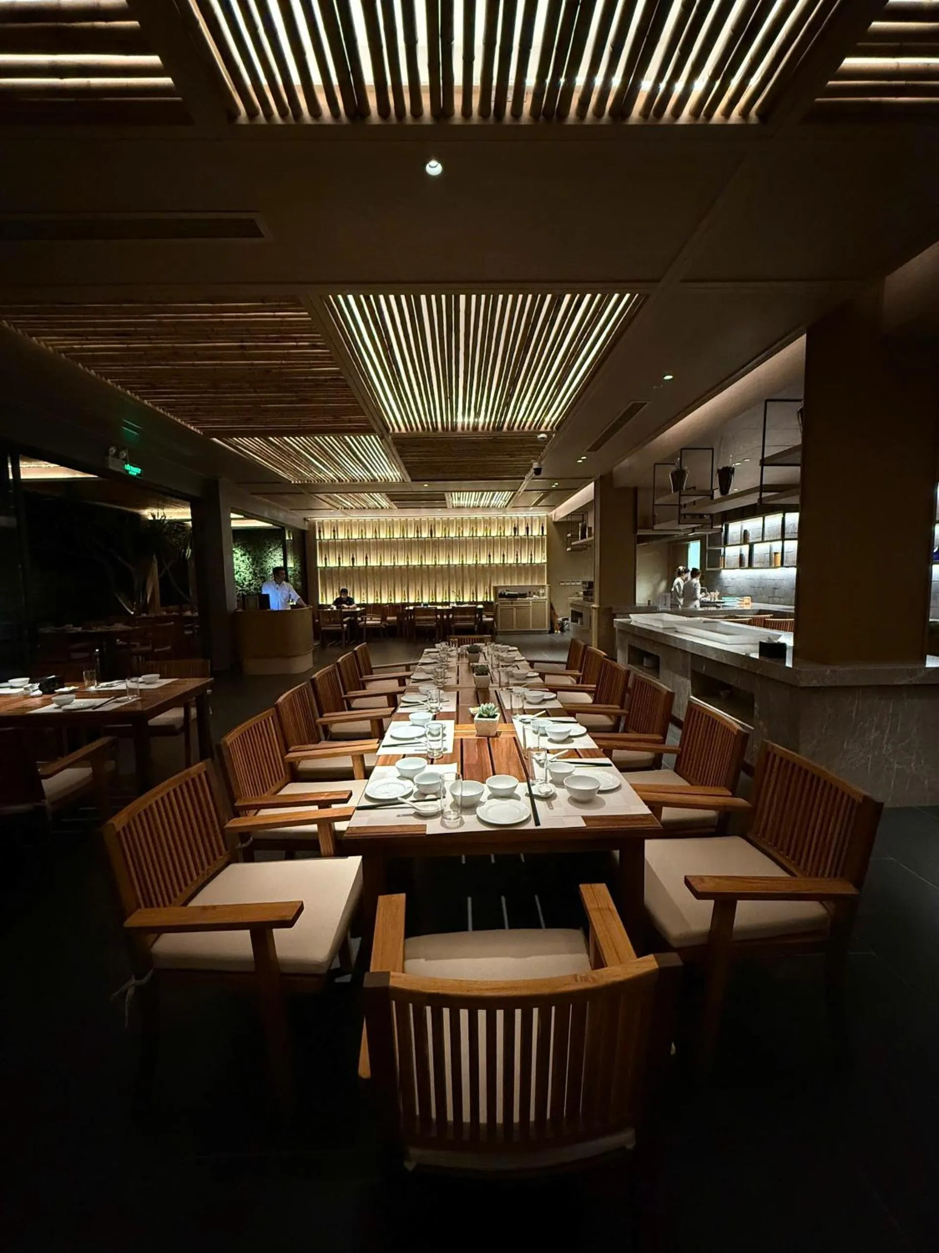 Restaurant/places to eat in The May Legend Catba