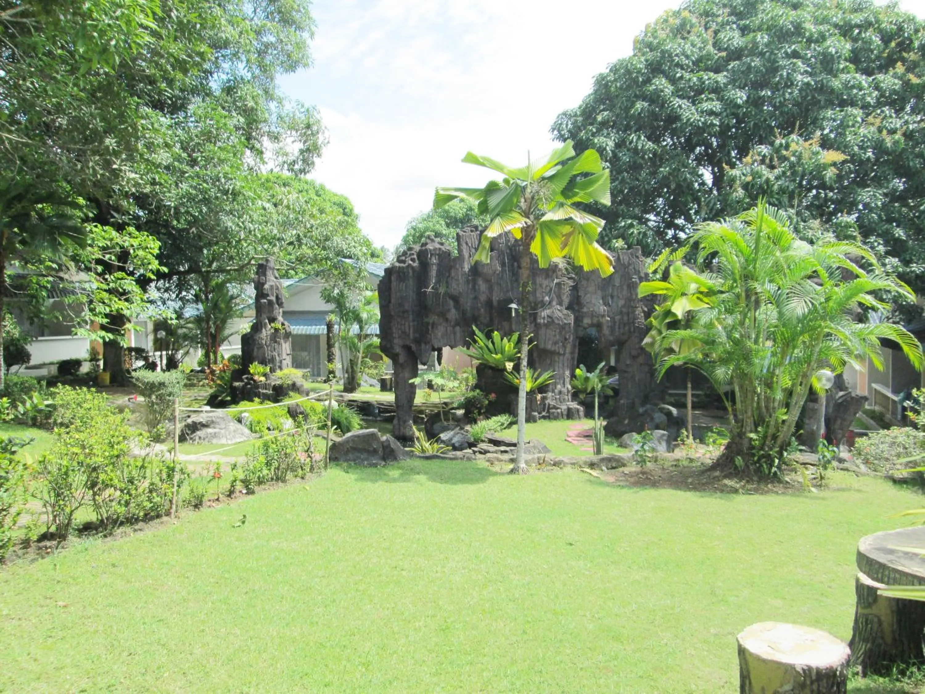 Garden in Pelangi Hotel & Resort