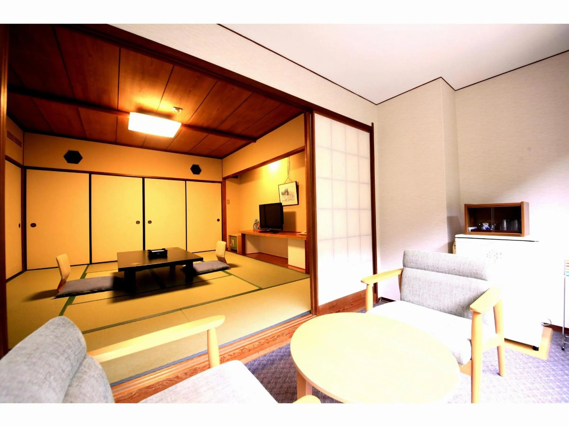 Photo of the whole room in Hotel Okuyumoto