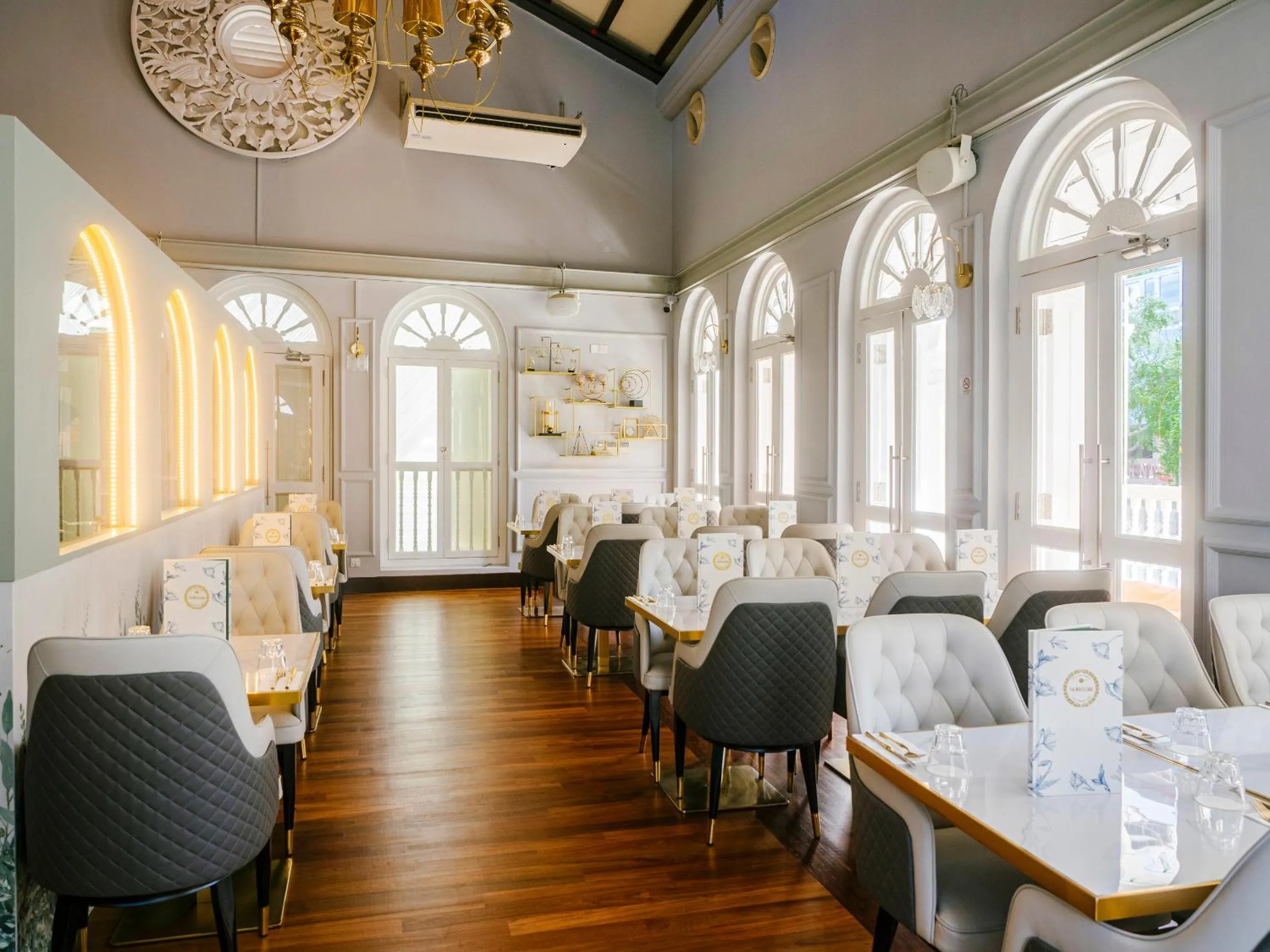 Restaurant/places to eat in The Sultan