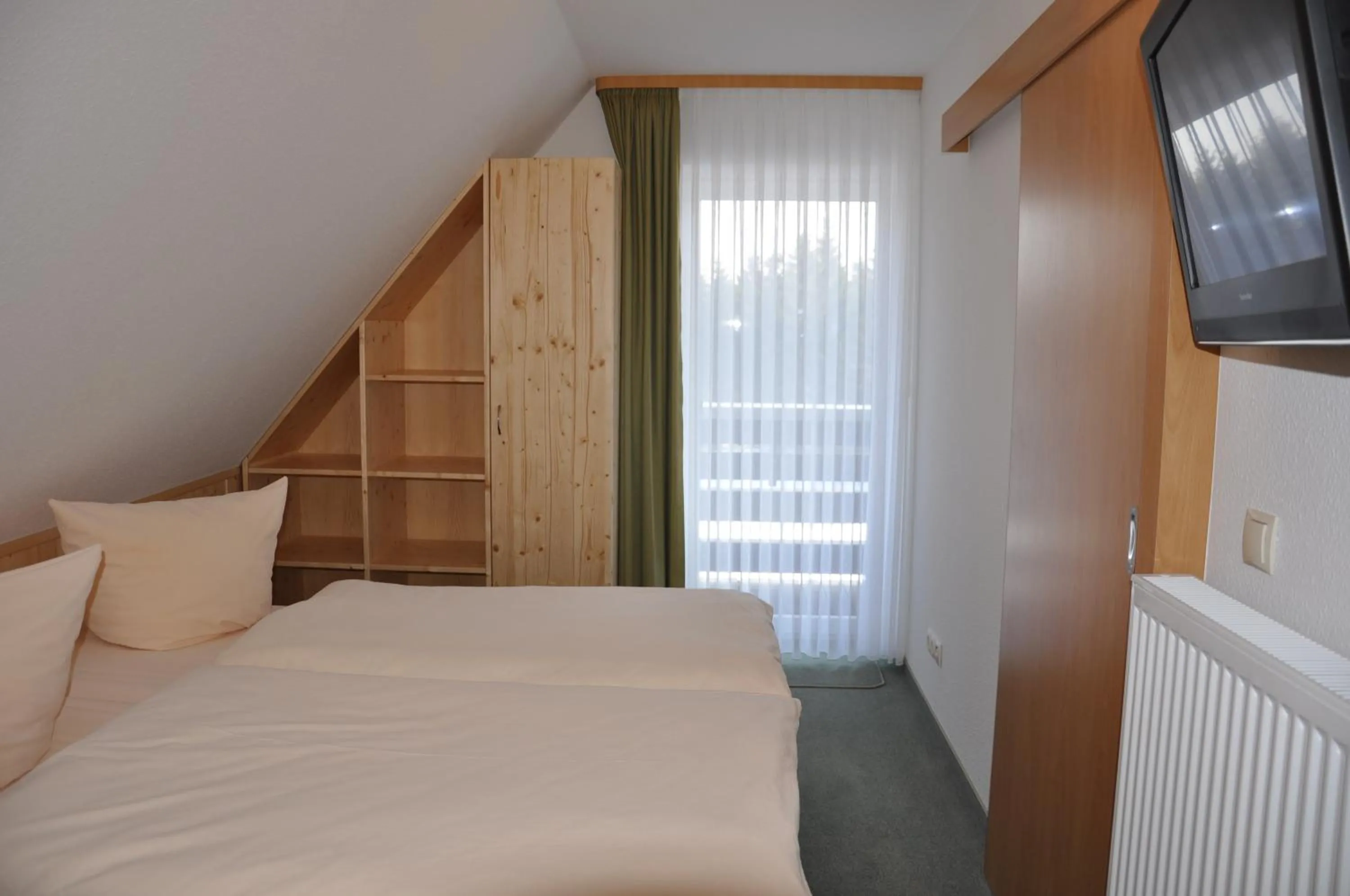 Two-Bedroom Apartment - 4 in Berggasthof Heuberghaus, direkt am Rennsteig
