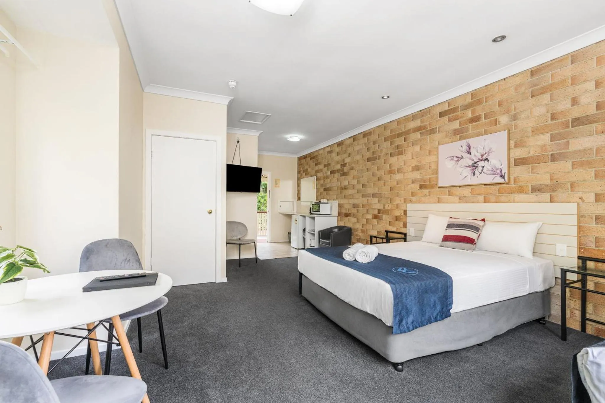 Bed in Lismore Wilson Motel