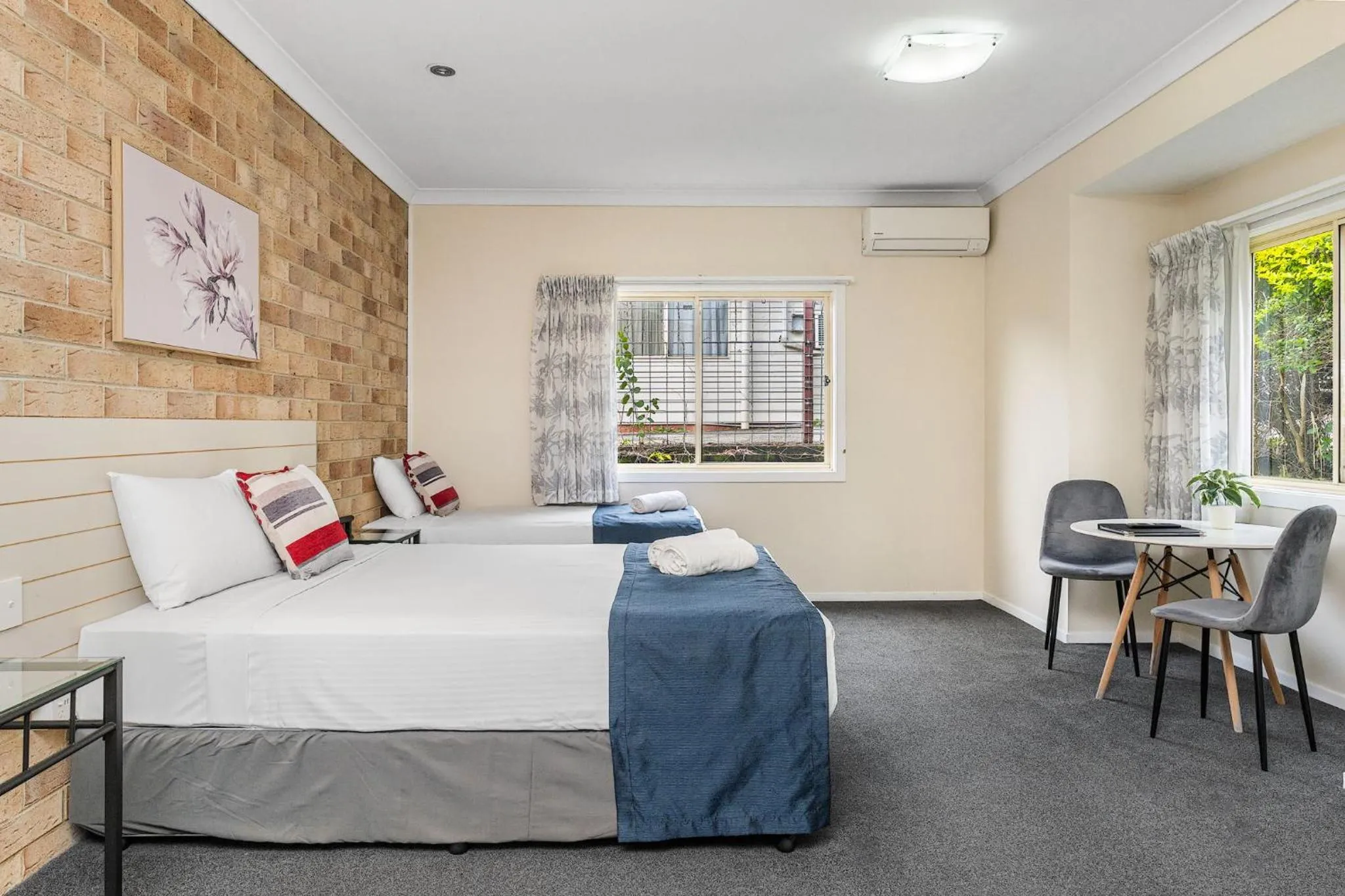 Bed in Lismore Wilson Motel