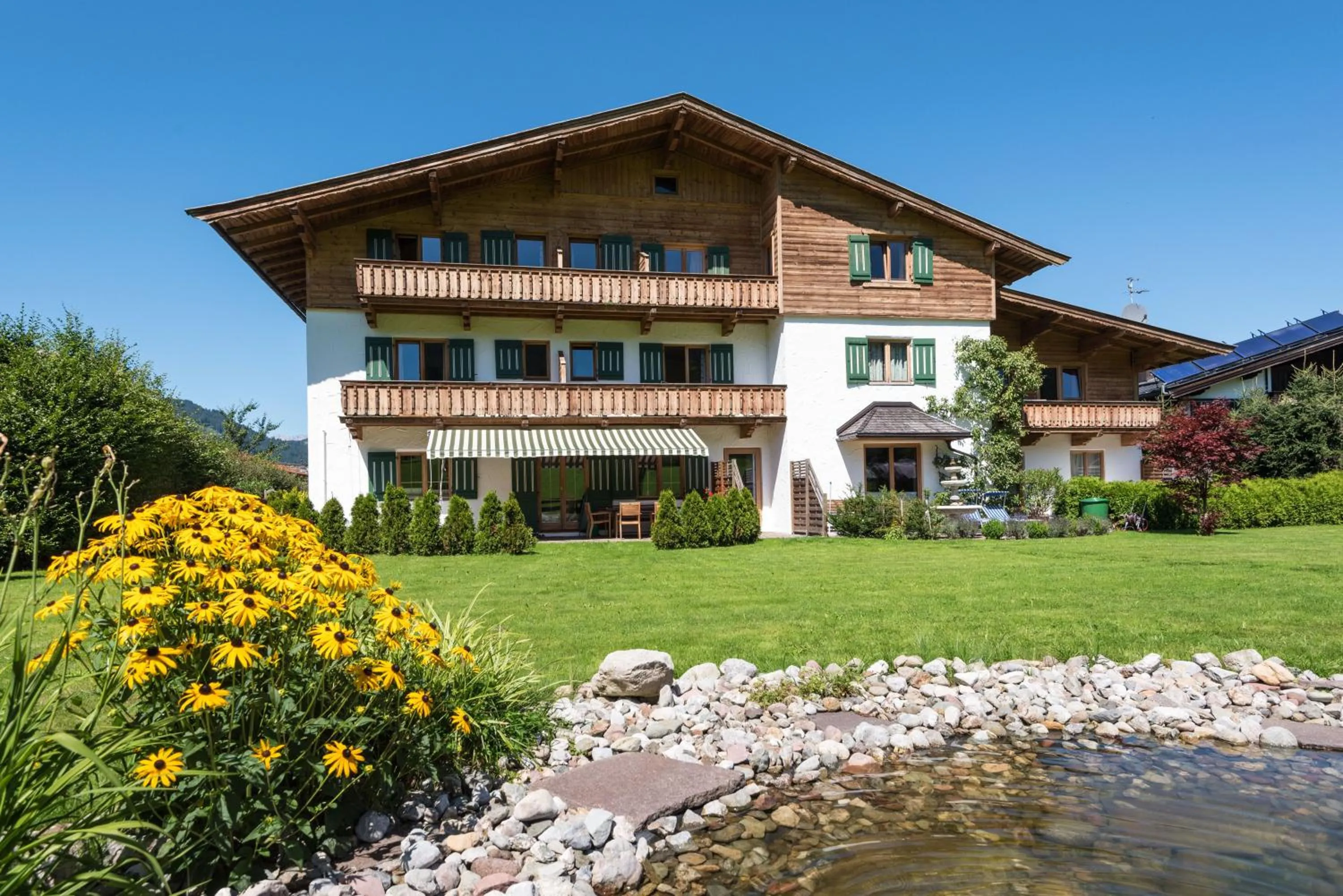 Property building in Apartments Foidl